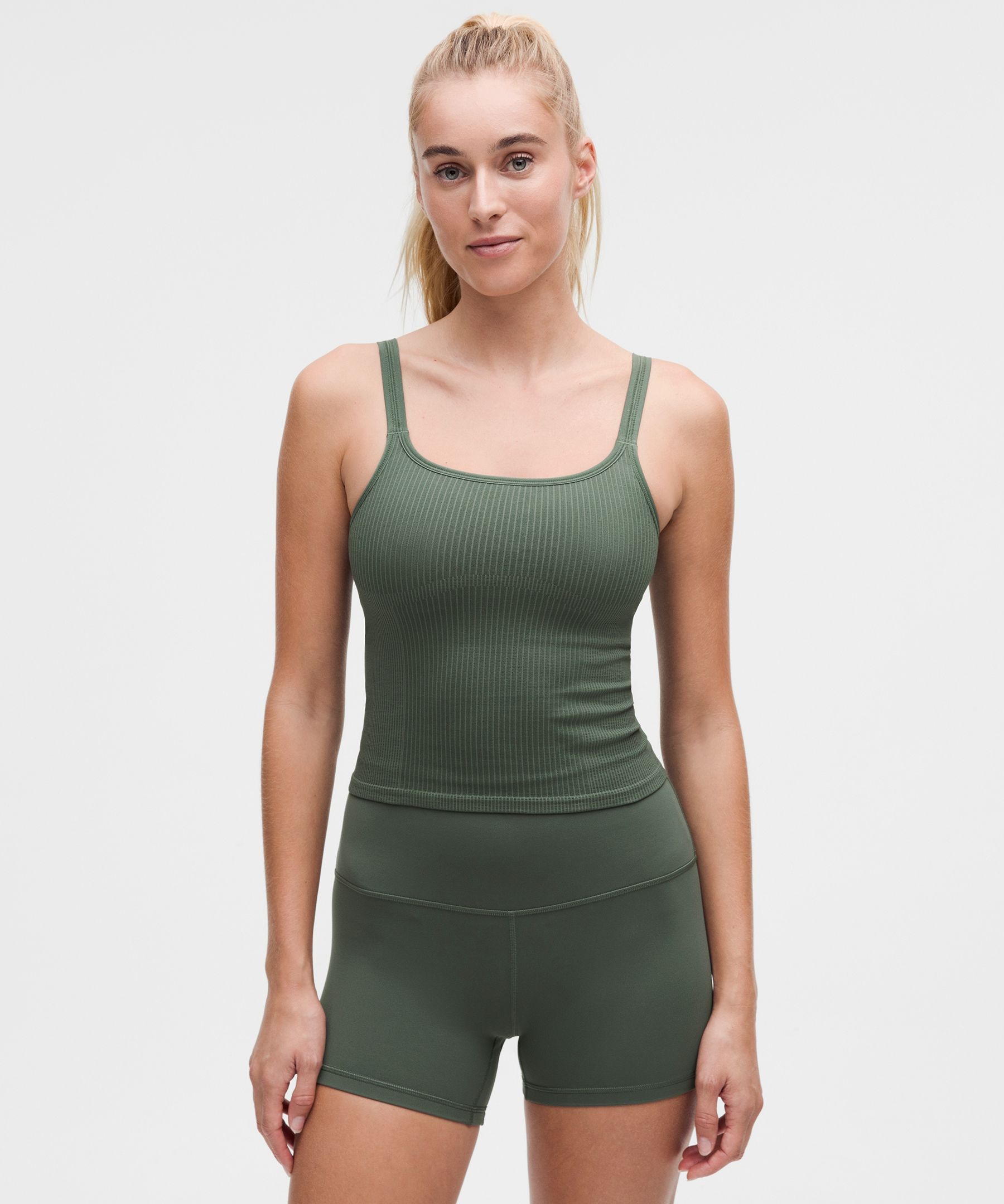 Ebb To Street Scoop-Neck Cropped Tank Top Light Support, B/C Cup - Green