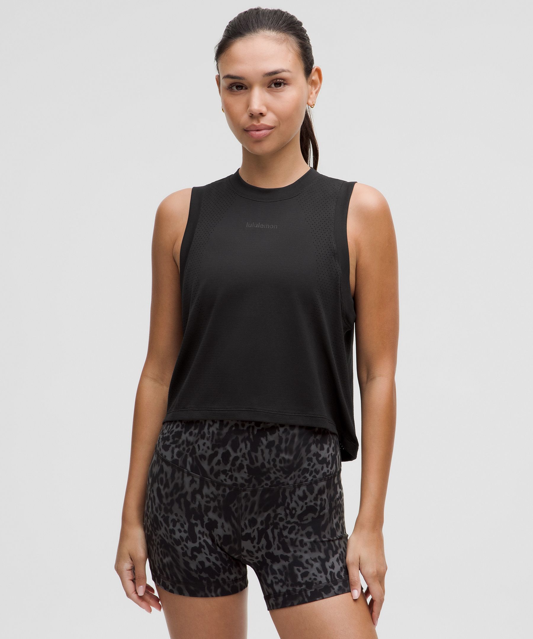 Go ahead, get sweaty. This Swiftly cropped tank delivers breathable coverage in a relaxed, away-from