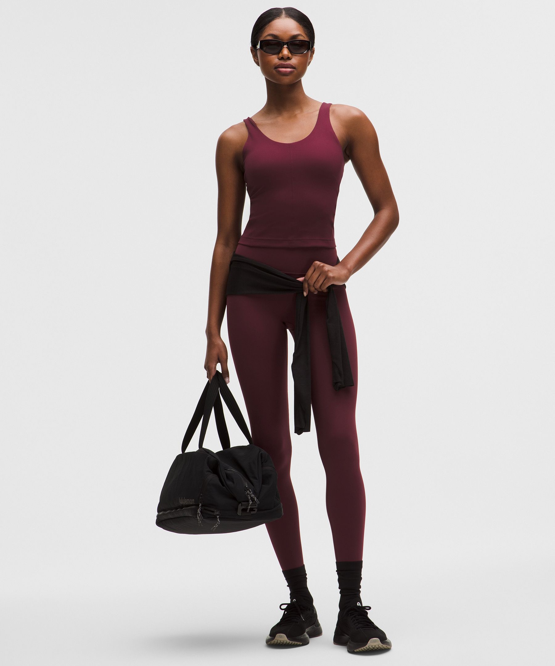 ルルレモン Glow Up™ タンクトップ *ミディアムサポート、B/Cカップ