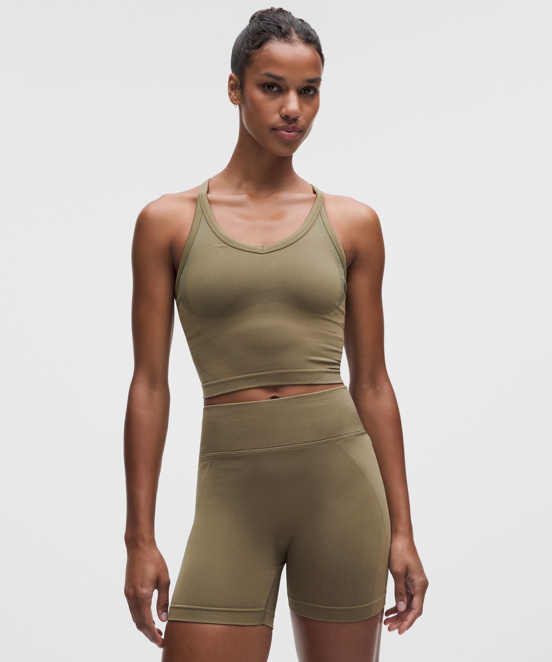 Get Low Cross-Back Training Tank Top *Light Support, B/C Cup