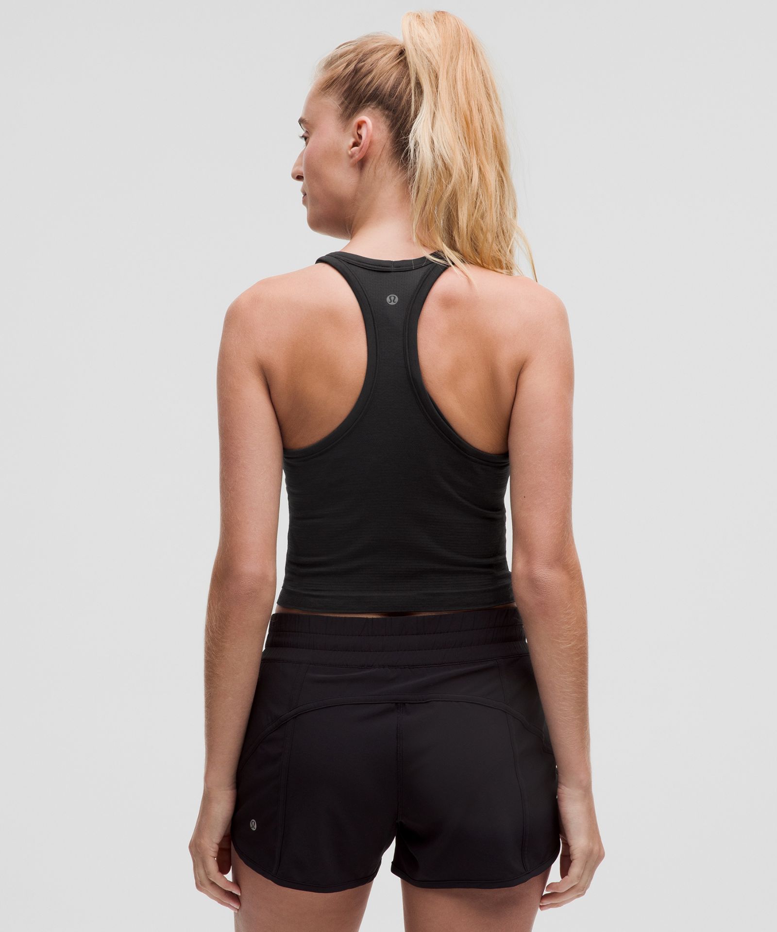 Женский укороченный топ Lululemon Swiftly Tech Racerback 2.0 — фото 3