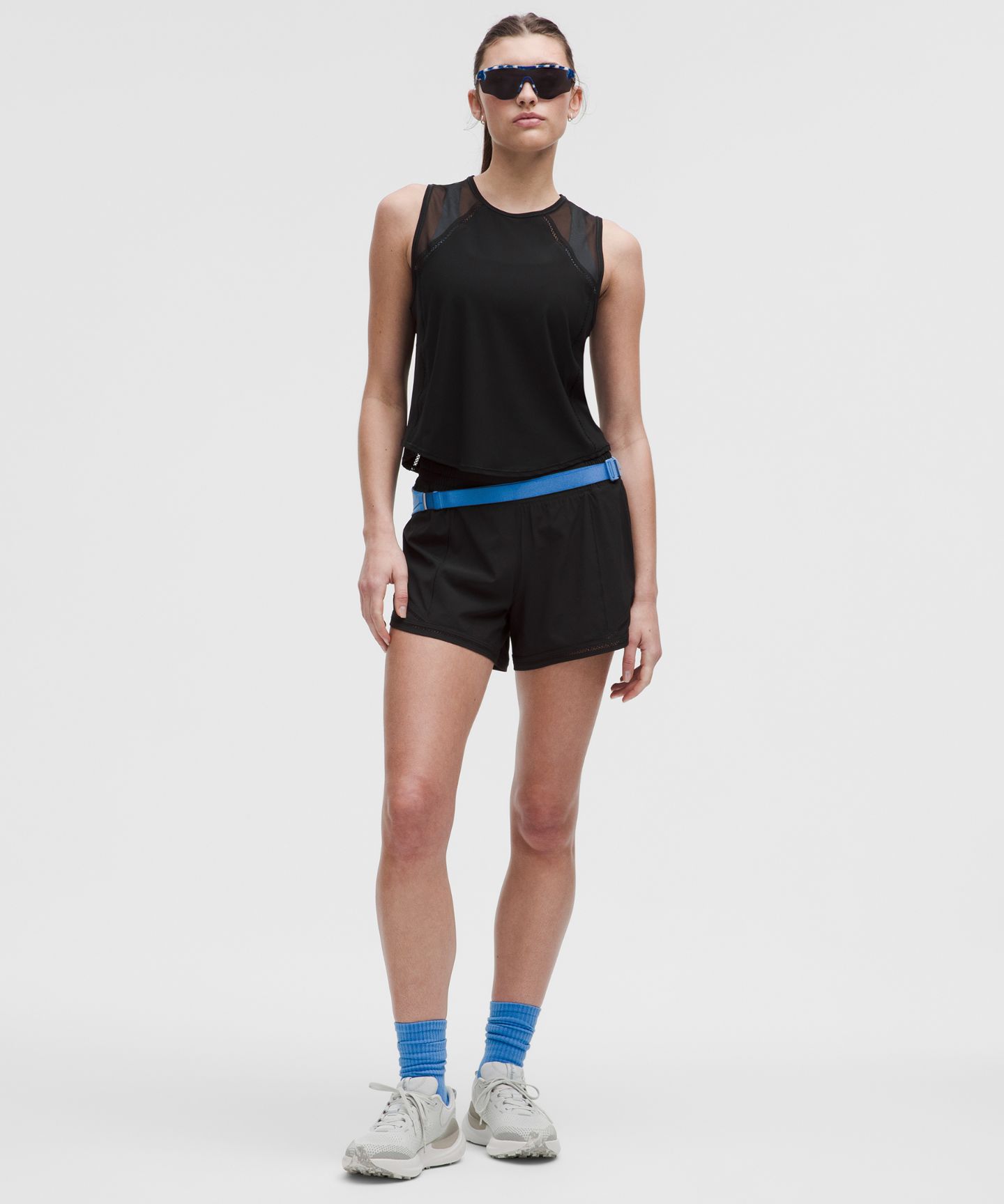 Женский топ Lululemon Sculpt Cropped Tank Top *Lace Trim, цвет: Чёрный — фото 2