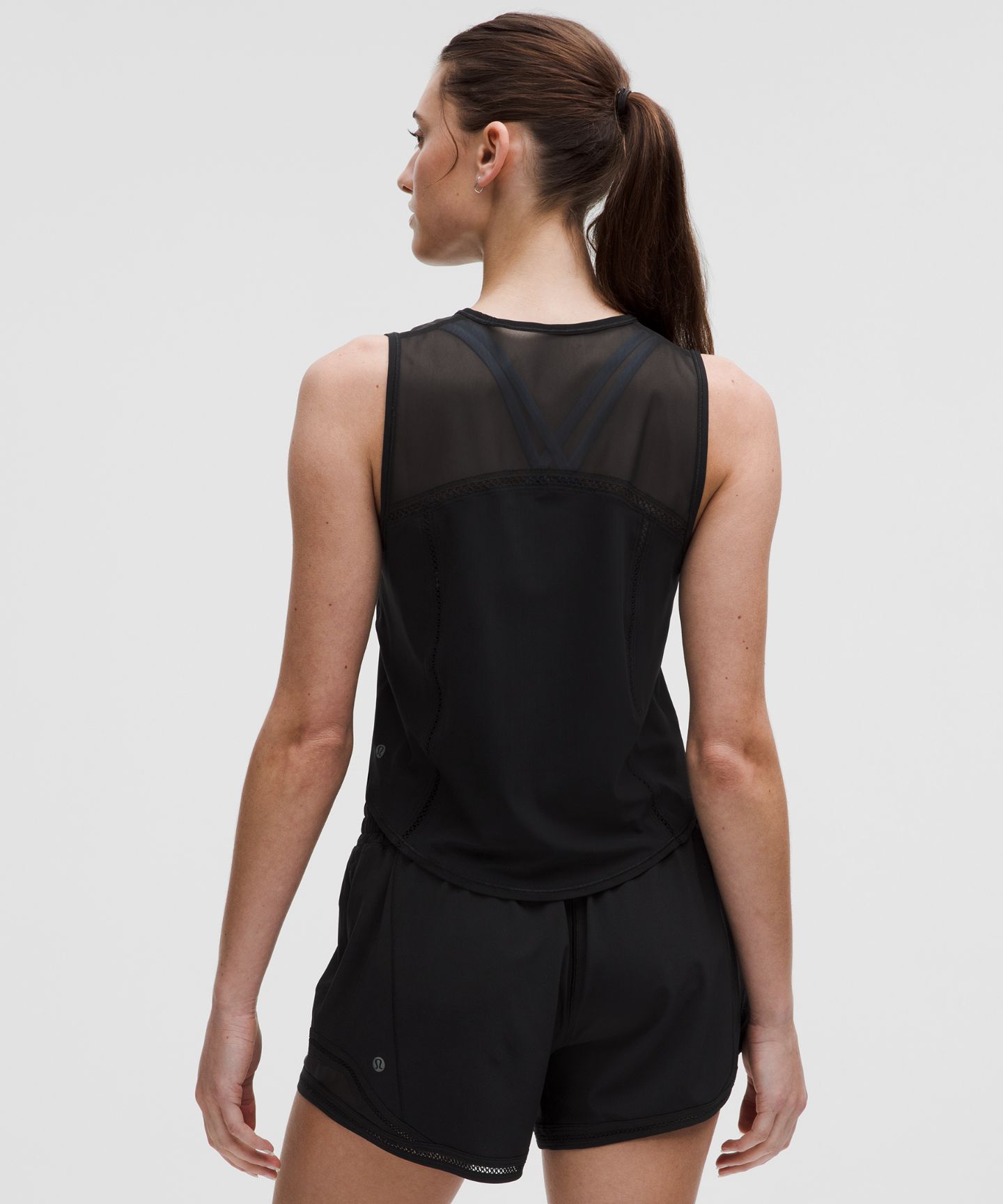 Женский топ Lululemon Sculpt Cropped Tank Top *Lace Trim, цвет: Чёрный — фото 3