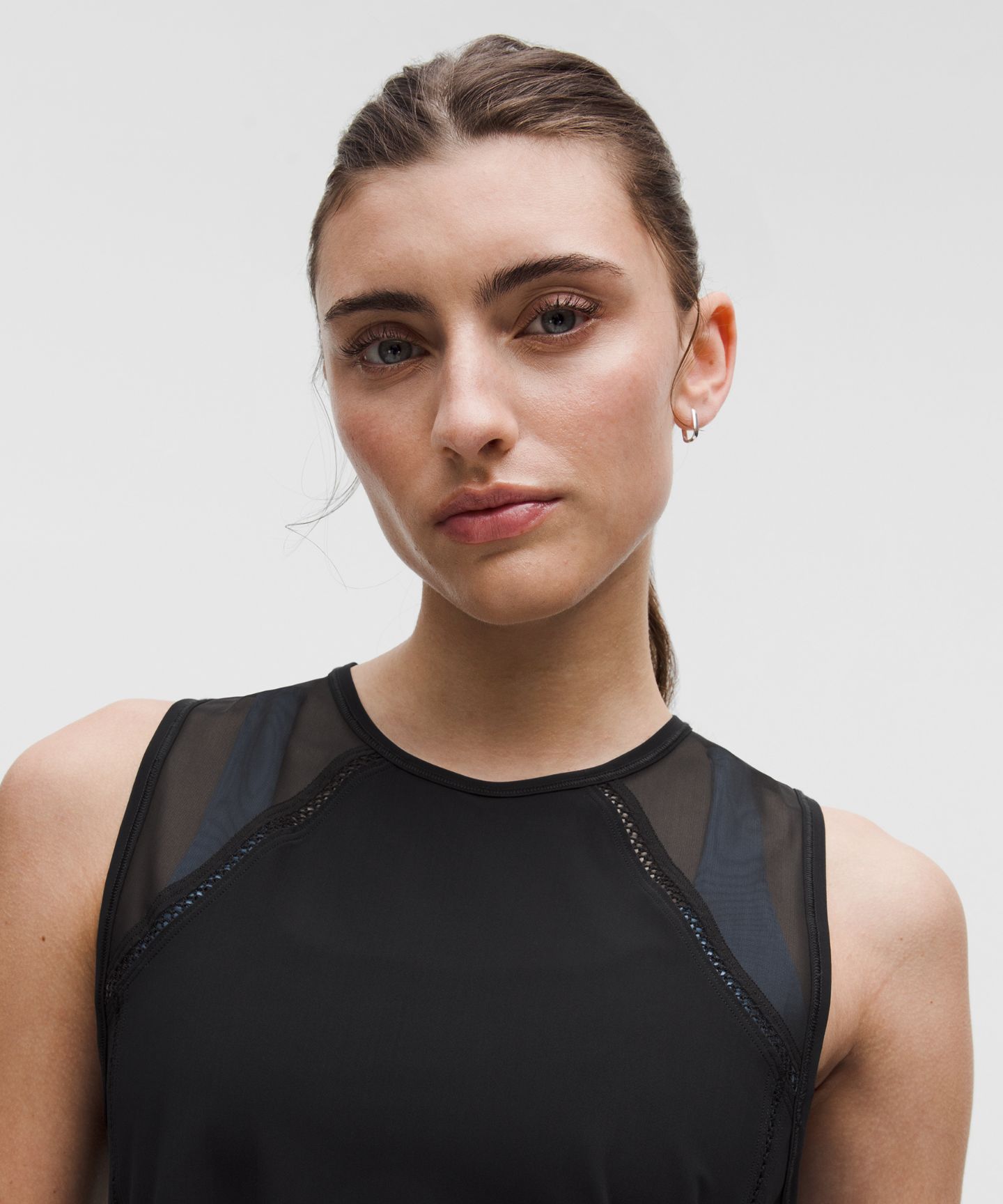 Женский топ Lululemon Sculpt Cropped Tank Top *Lace Trim, цвет: Чёрный — фото 4