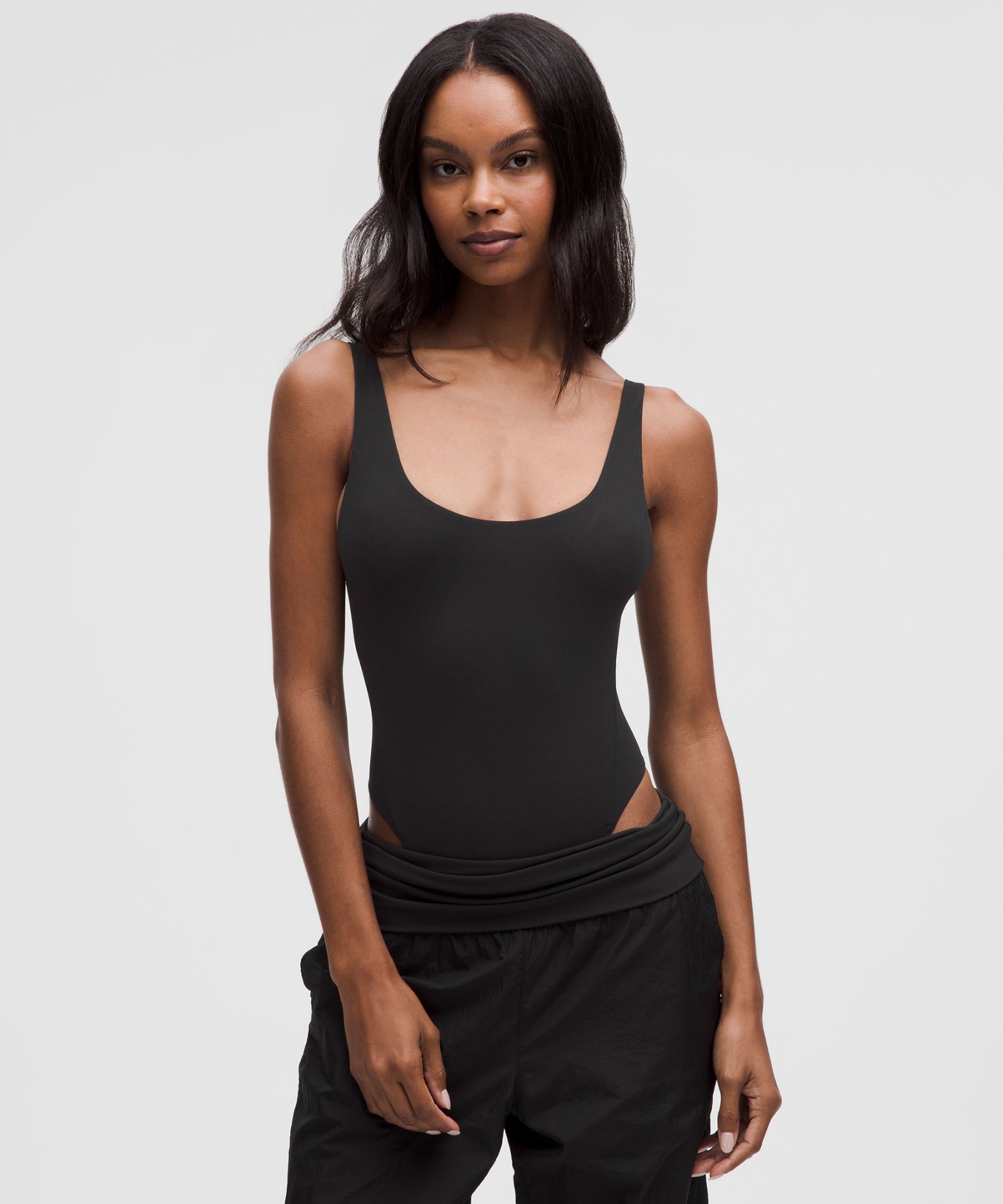 Lululemon Wundermost Ultra-Soft Nulu Mesh Scoop-Back Sleeveless Thong Bodysuit — фото 2