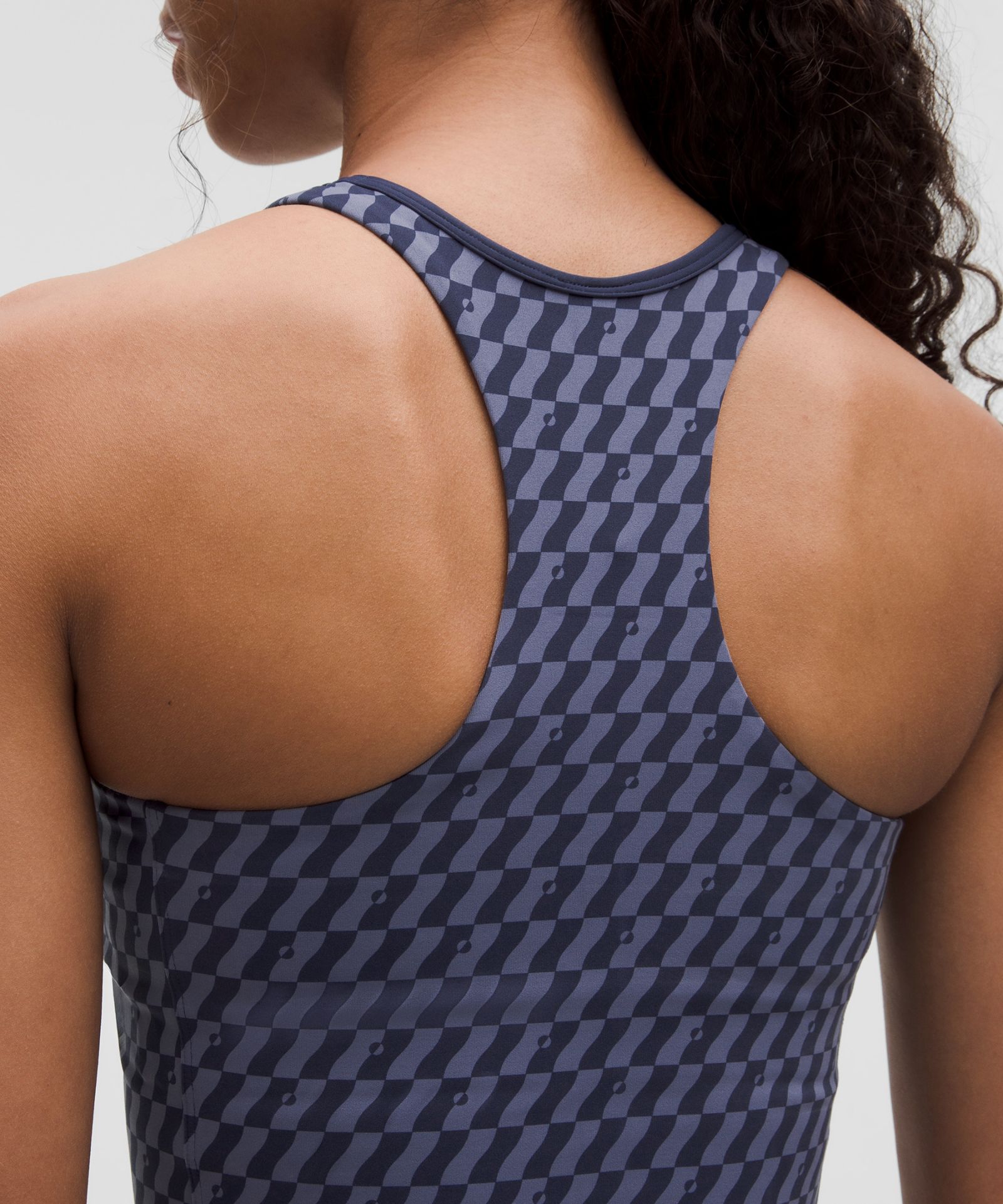 Lululemon Cropped V-Neck Tennis Tank Top *Medium Support, B/C Cup — фото 5
