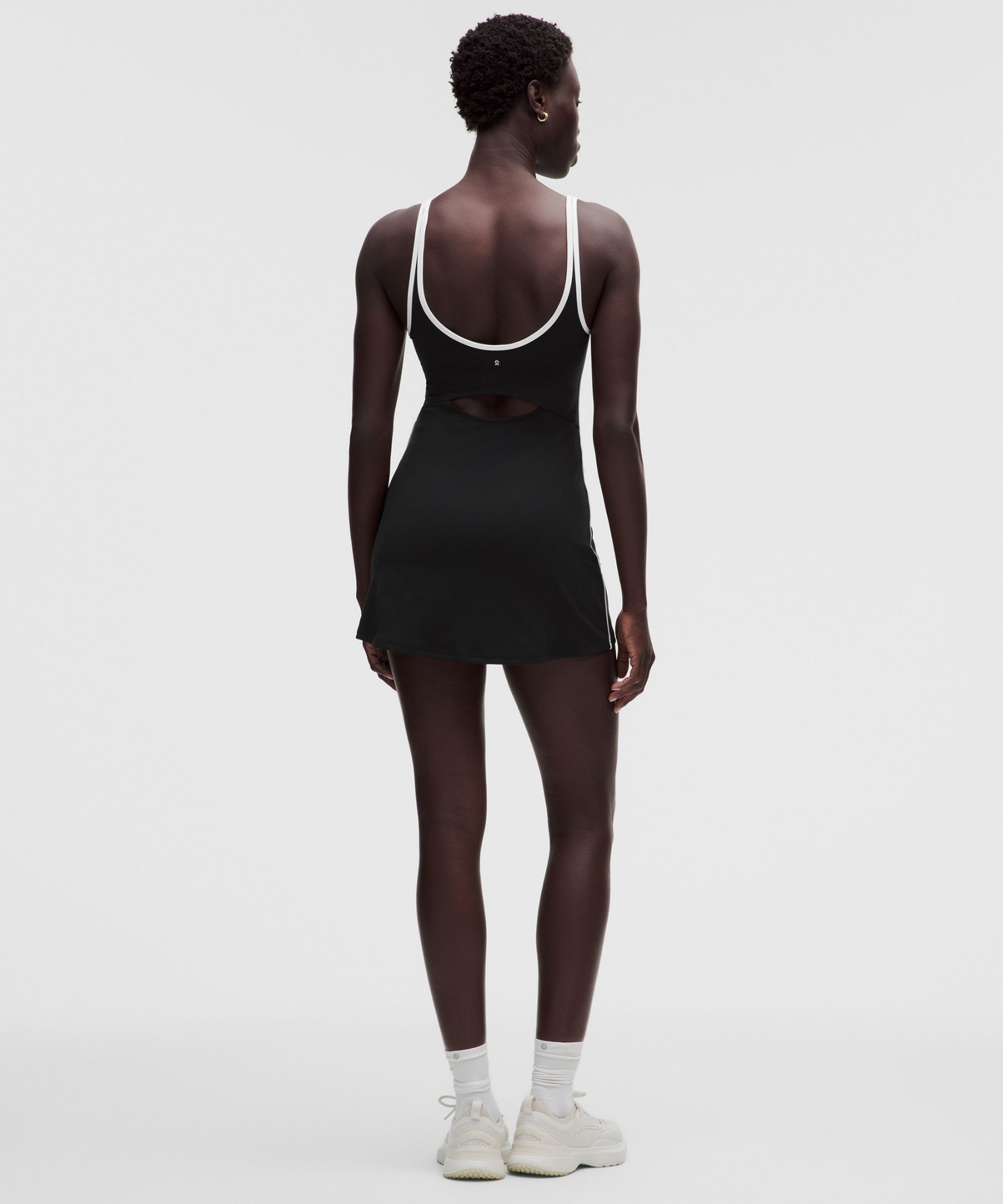 Женское теннисное платье Lululemon Scoop-Neck Cutout — фото 2