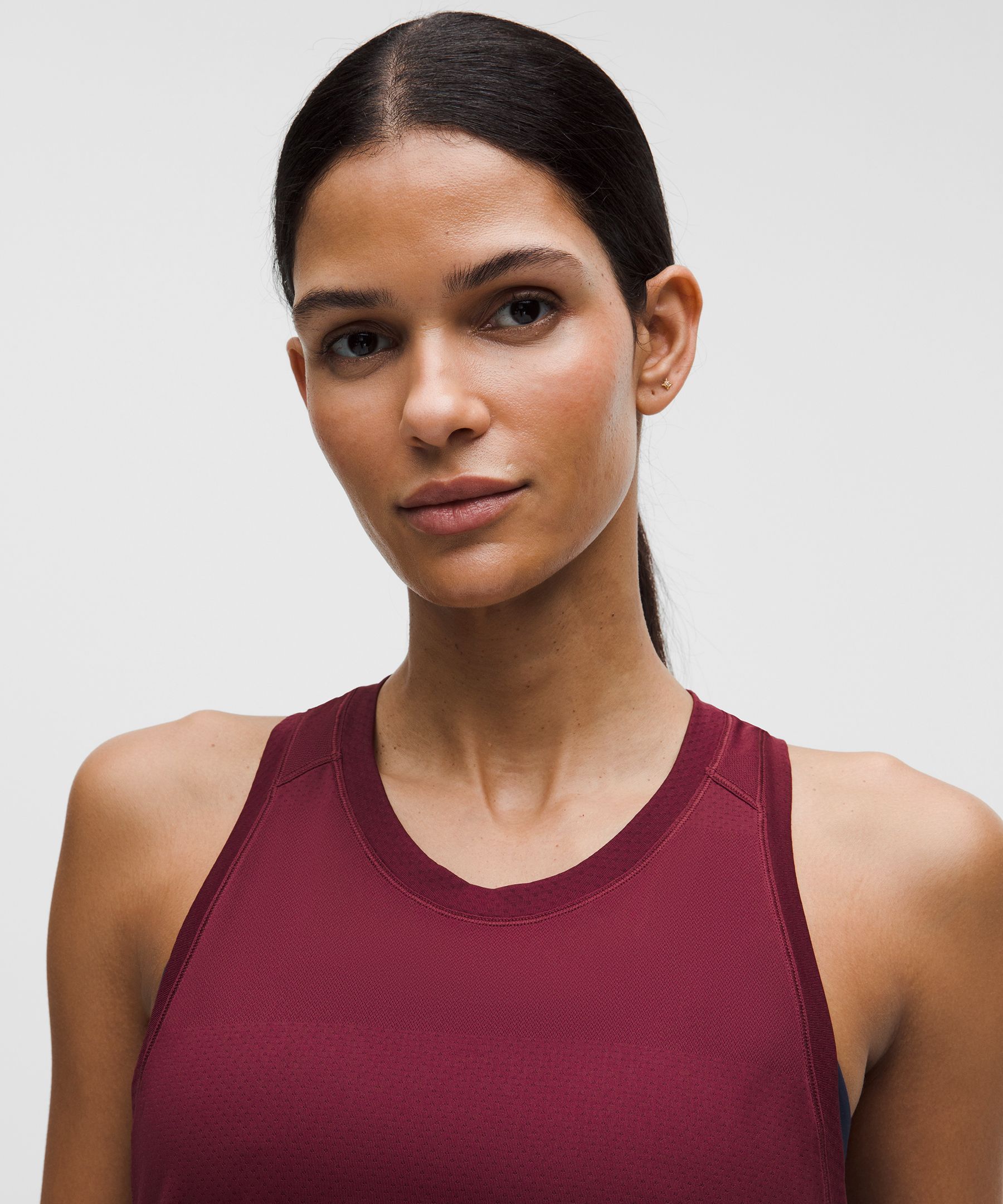 Fast and Free Singlet *Perforated Stripe