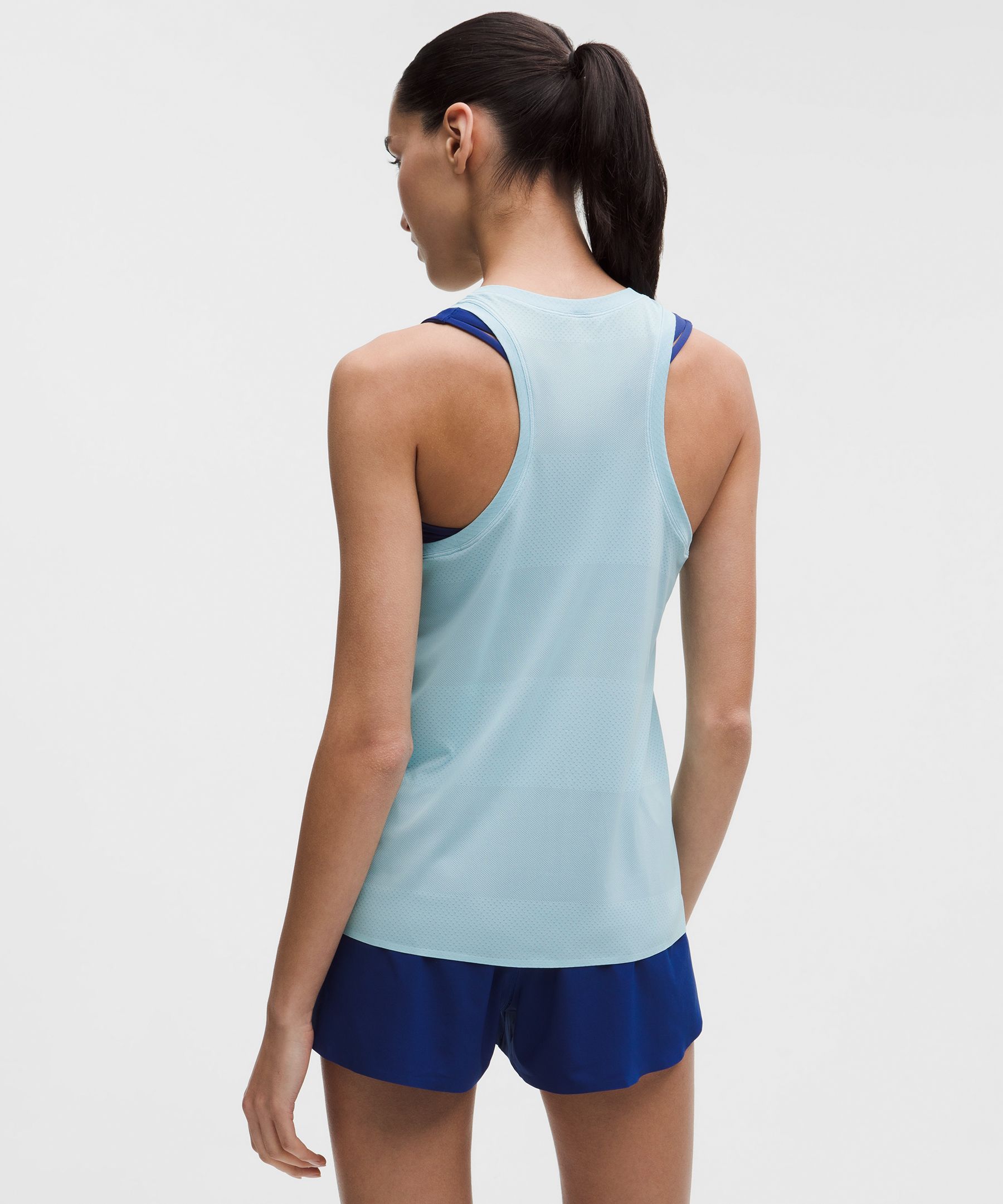 Fast and Free Singlet *Perforated Stripe