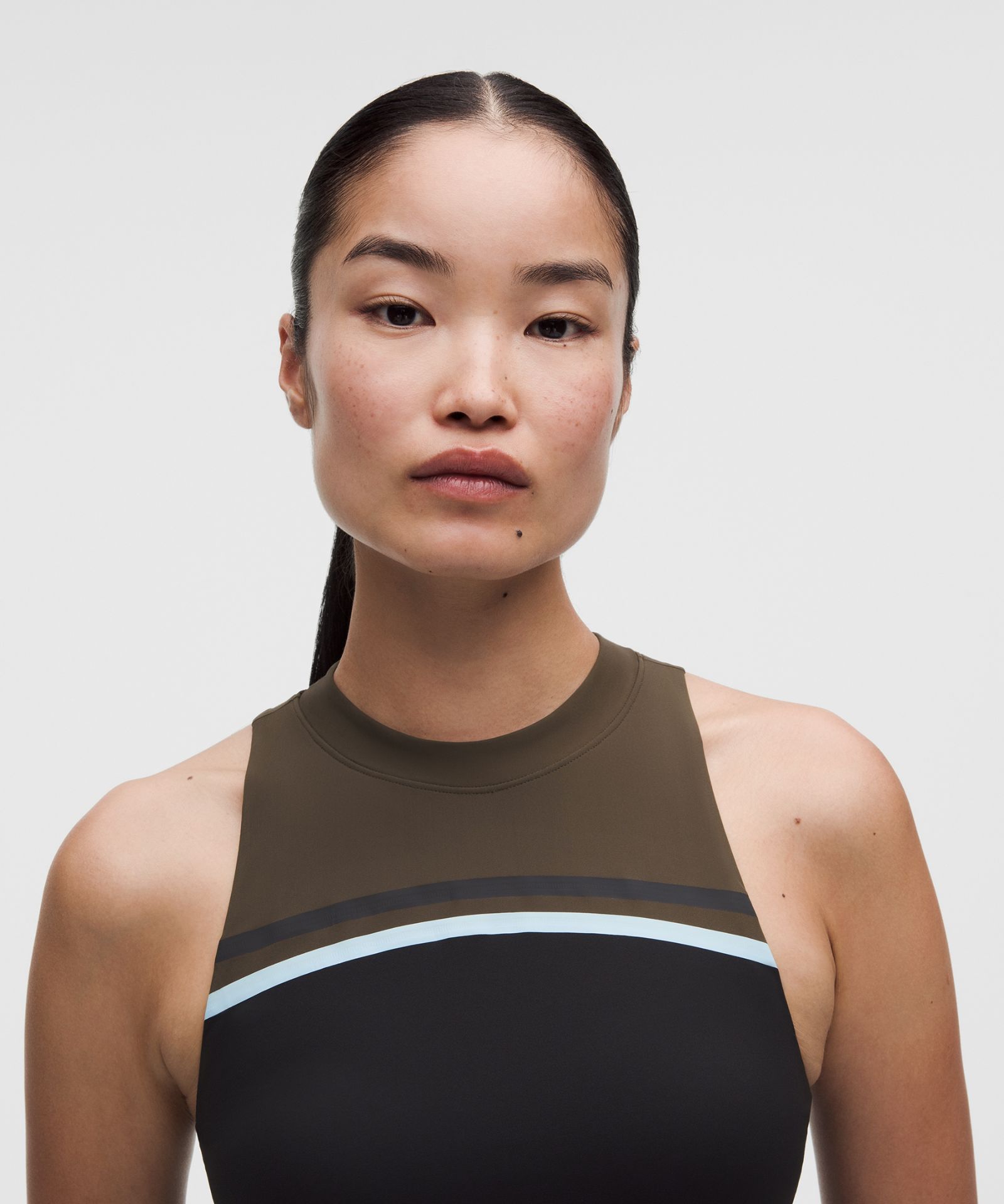 Женский топ Lululemon Mockneck Shelf со встроенной поддержкой — фото 4