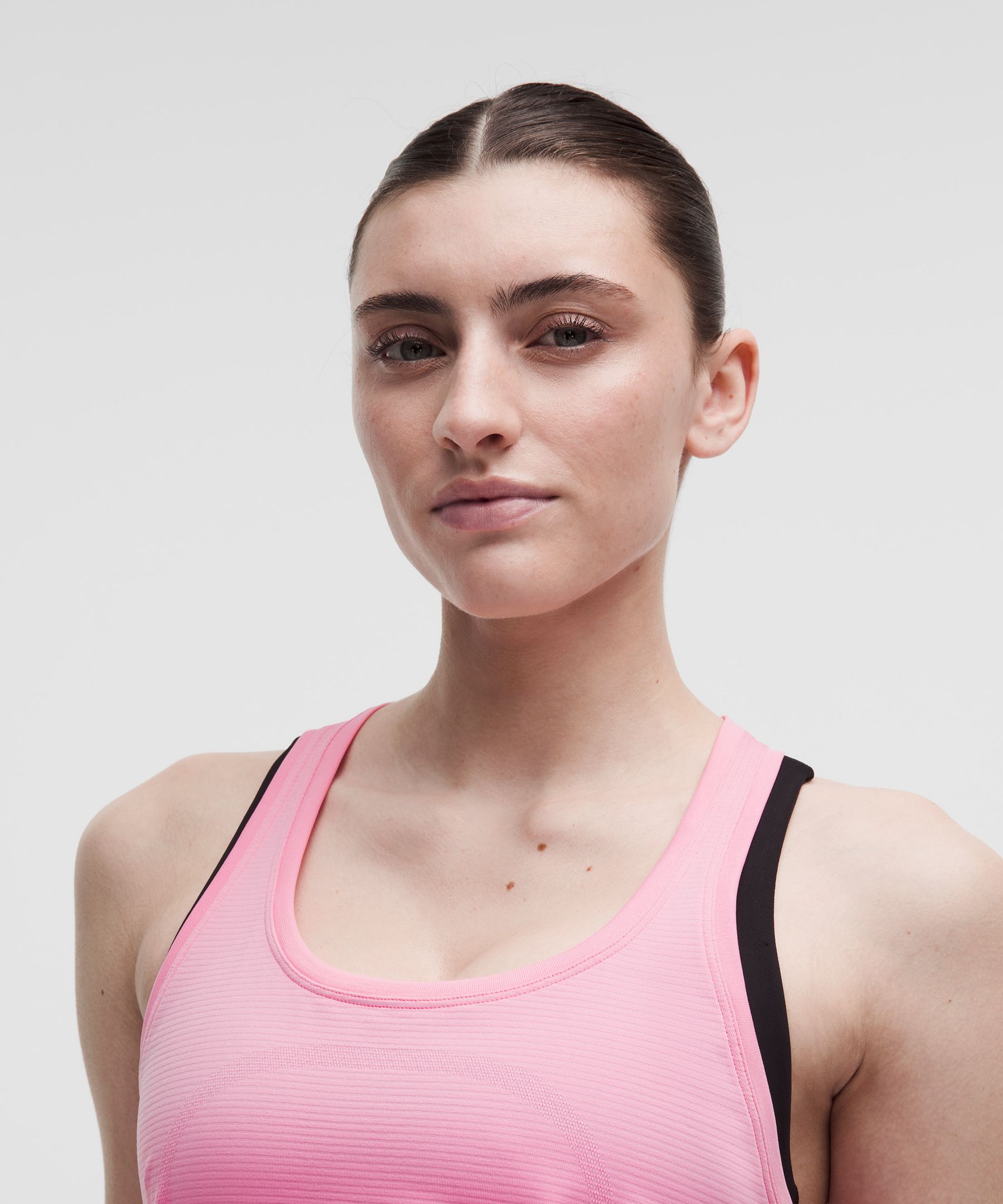 Swiftly Tech Tanktop mit U-Ausschnitt 2.0 in Taillenl&auml;nge *Waschung