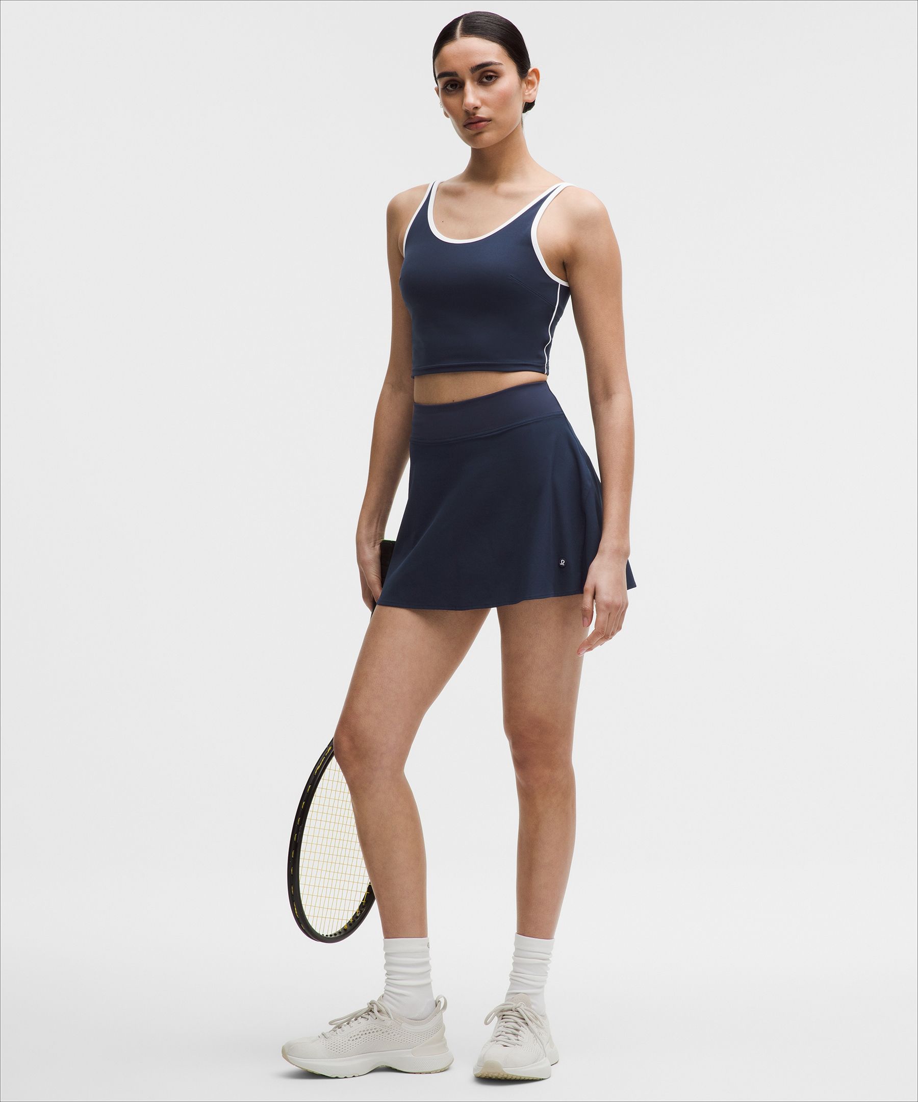 D&eacute;bardeur de tennis &agrave; d&eacute;coupe et encolure d&eacute;gag&eacute;e *Maintien moyen, bonnets B/C