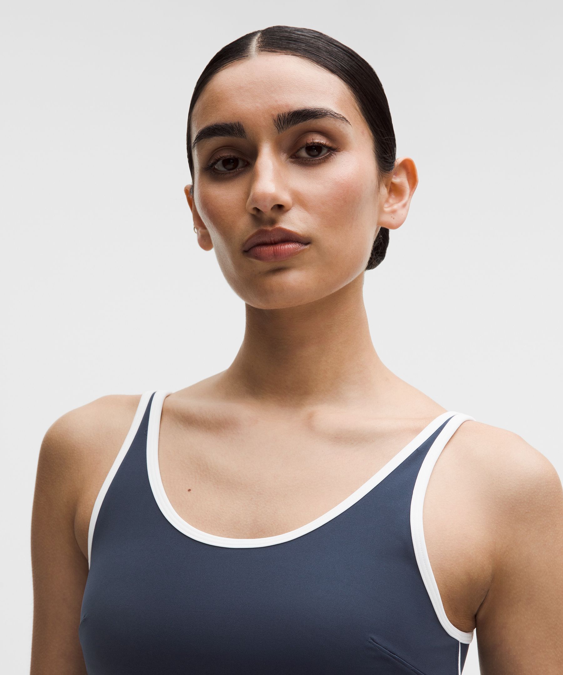 Scoop-Neck Cutout Tennis Tank Top *Medium Support, B/C Cup