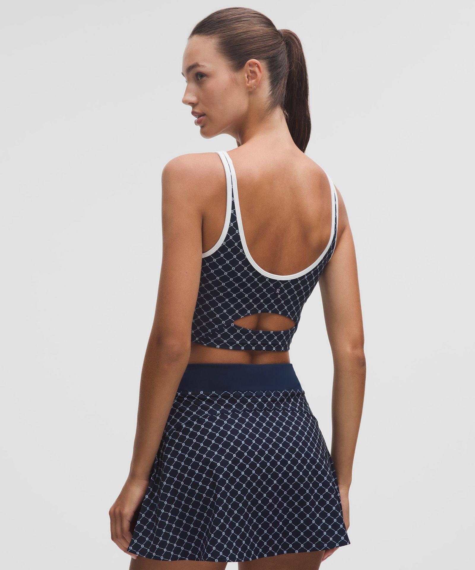 Женский теннисный топ Lululemon с вырезом и открытой спиной — фото 2