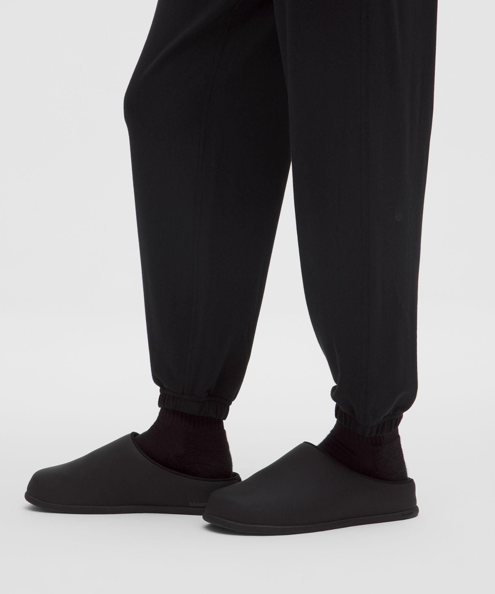Женский комбинезон Lululemon BeCalm Cinch-Waist — фото 7