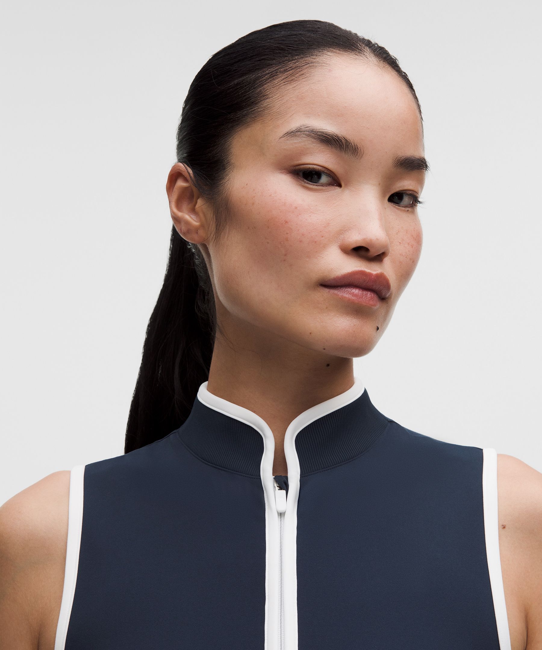 Everlux&trade; Colourblock Zip-Front Tank Top