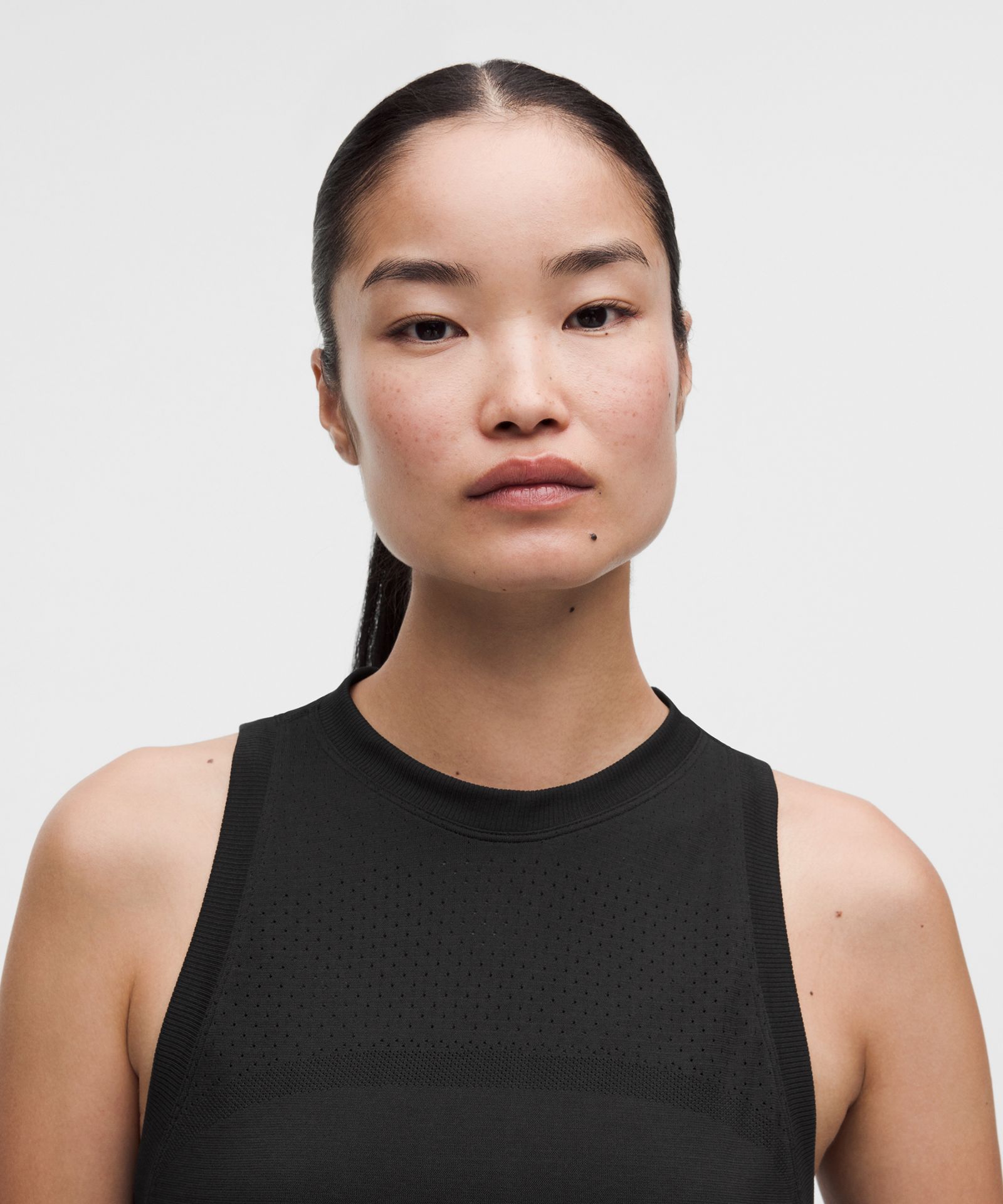 Женский топ Lululemon Swiftly Relaxed Tank с логотипом — фото 4