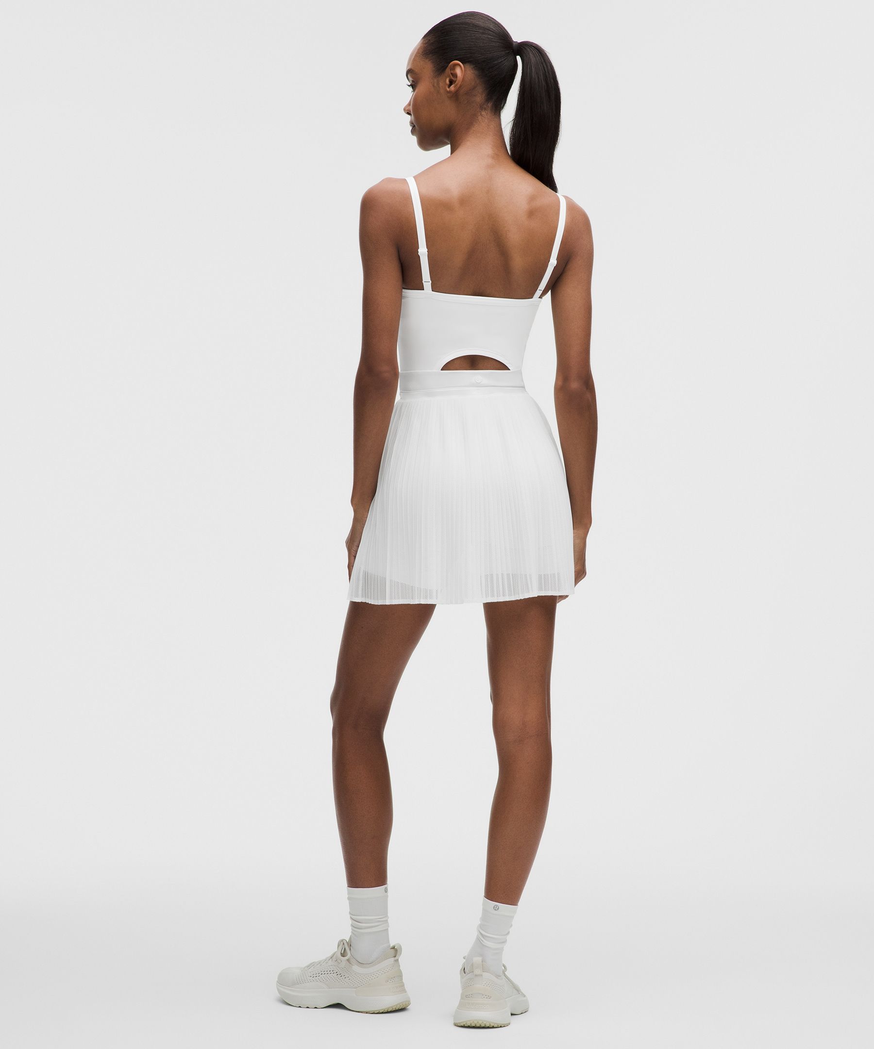 Robe de tennis Ace Advantage &agrave; d&eacute;coupes