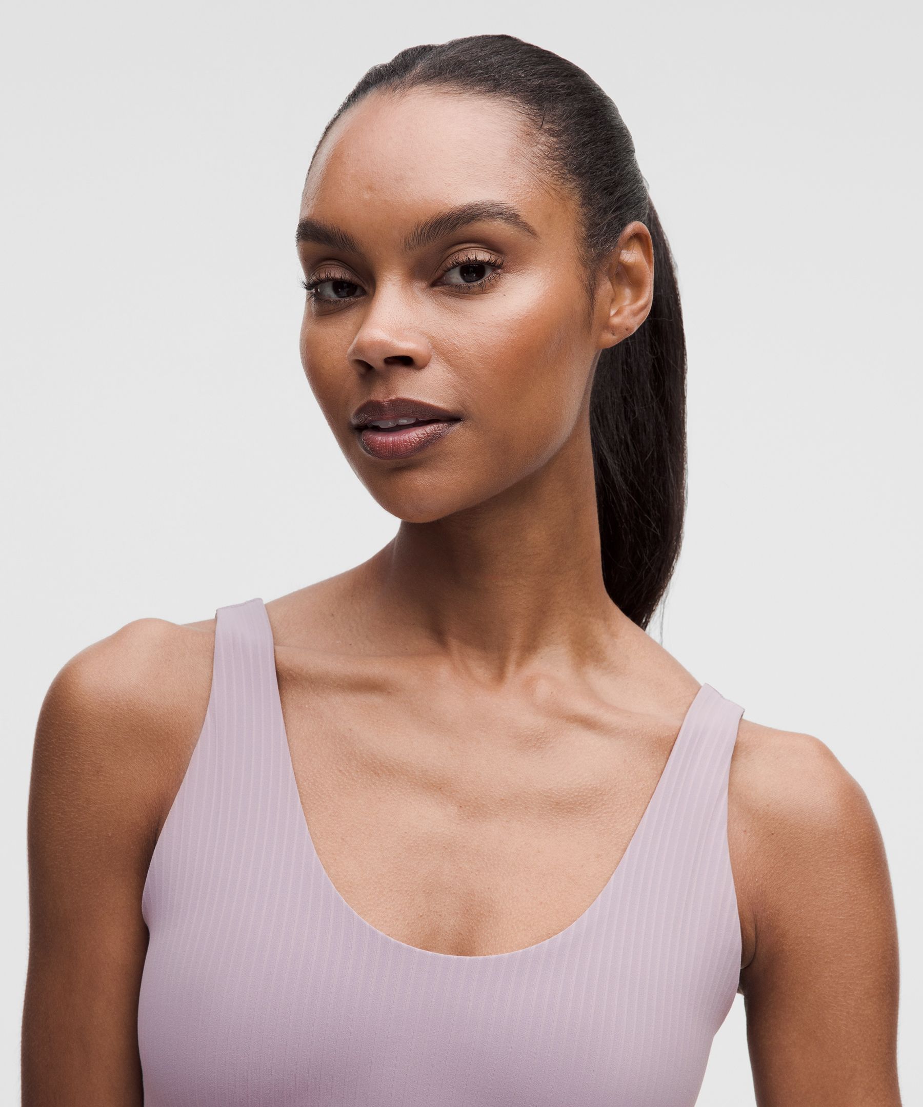 D&eacute;bardeur lululemon Align&trade; &agrave; ourlet ondul&eacute; *Maintien l&eacute;ger, bonnets&nbsp;B/C