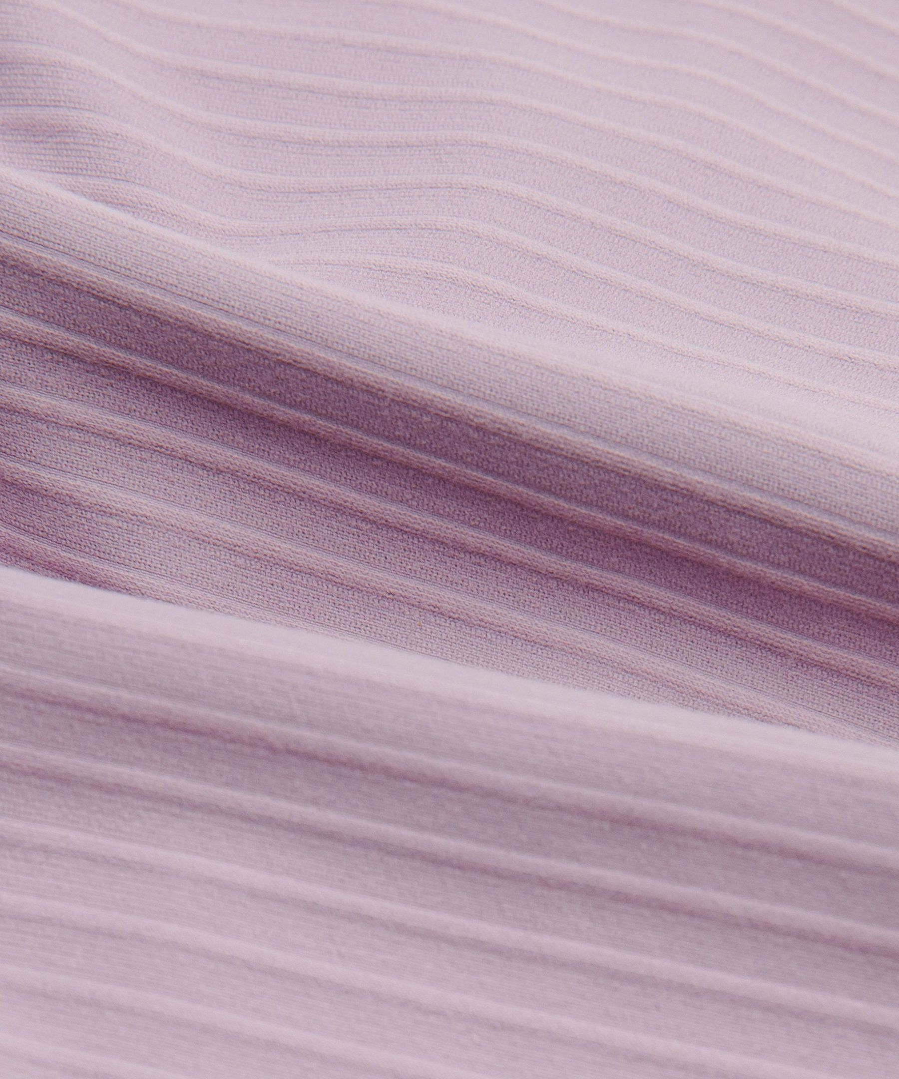 D&eacute;bardeur lululemon Align&trade; &agrave; ourlet ondul&eacute; *Maintien l&eacute;ger, bonnets&nbsp;B/C