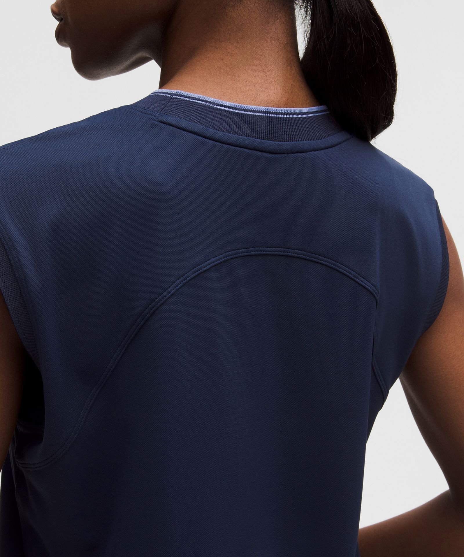 Lululemon Pique Relaxed-Fit Crewneck Golf Tank Top — фото 5