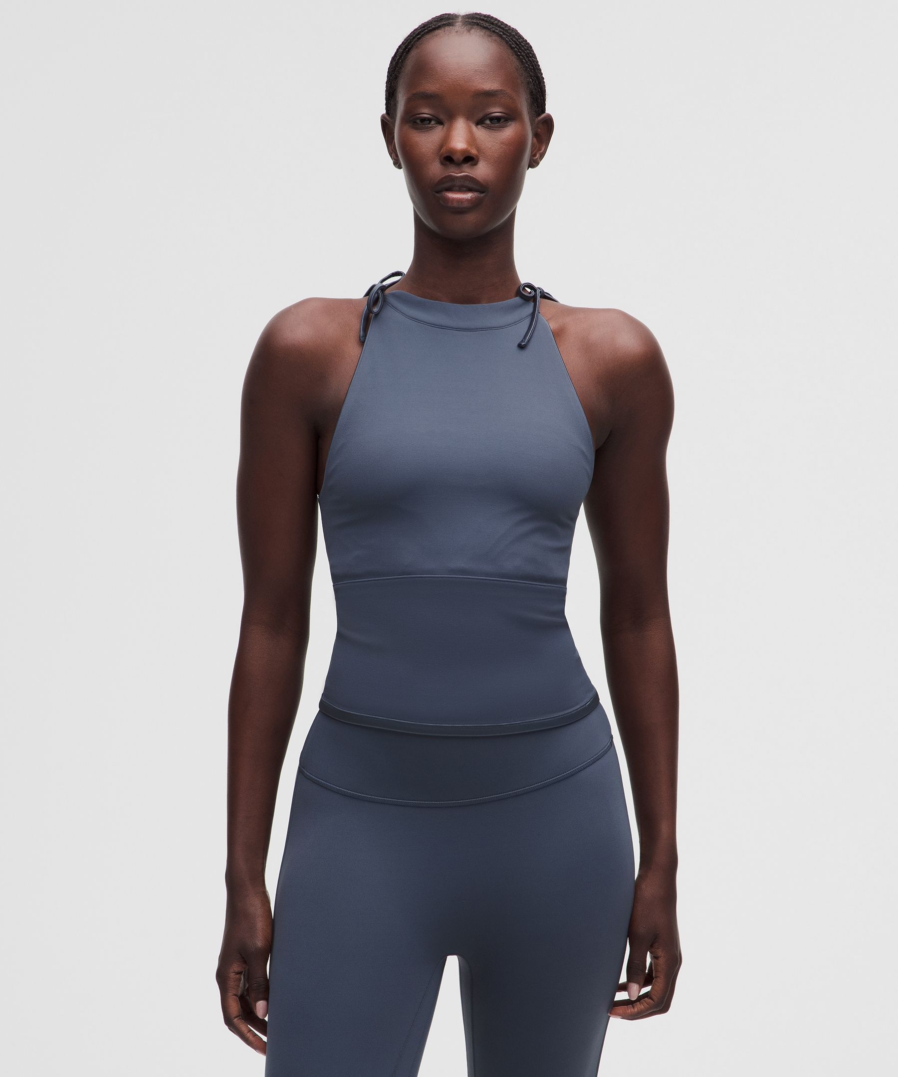Camisole nouée en Nulu à garniture satinée