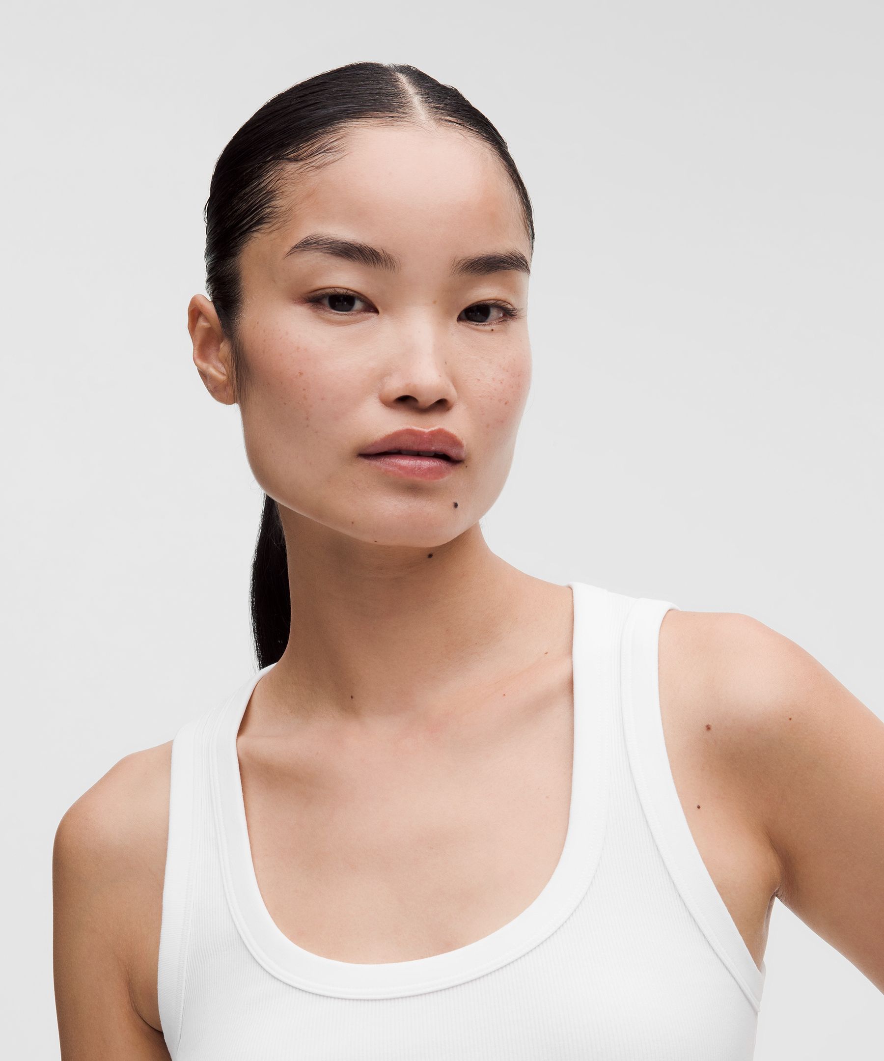 Little geripptes Tanktop mit U-Ausschnitt