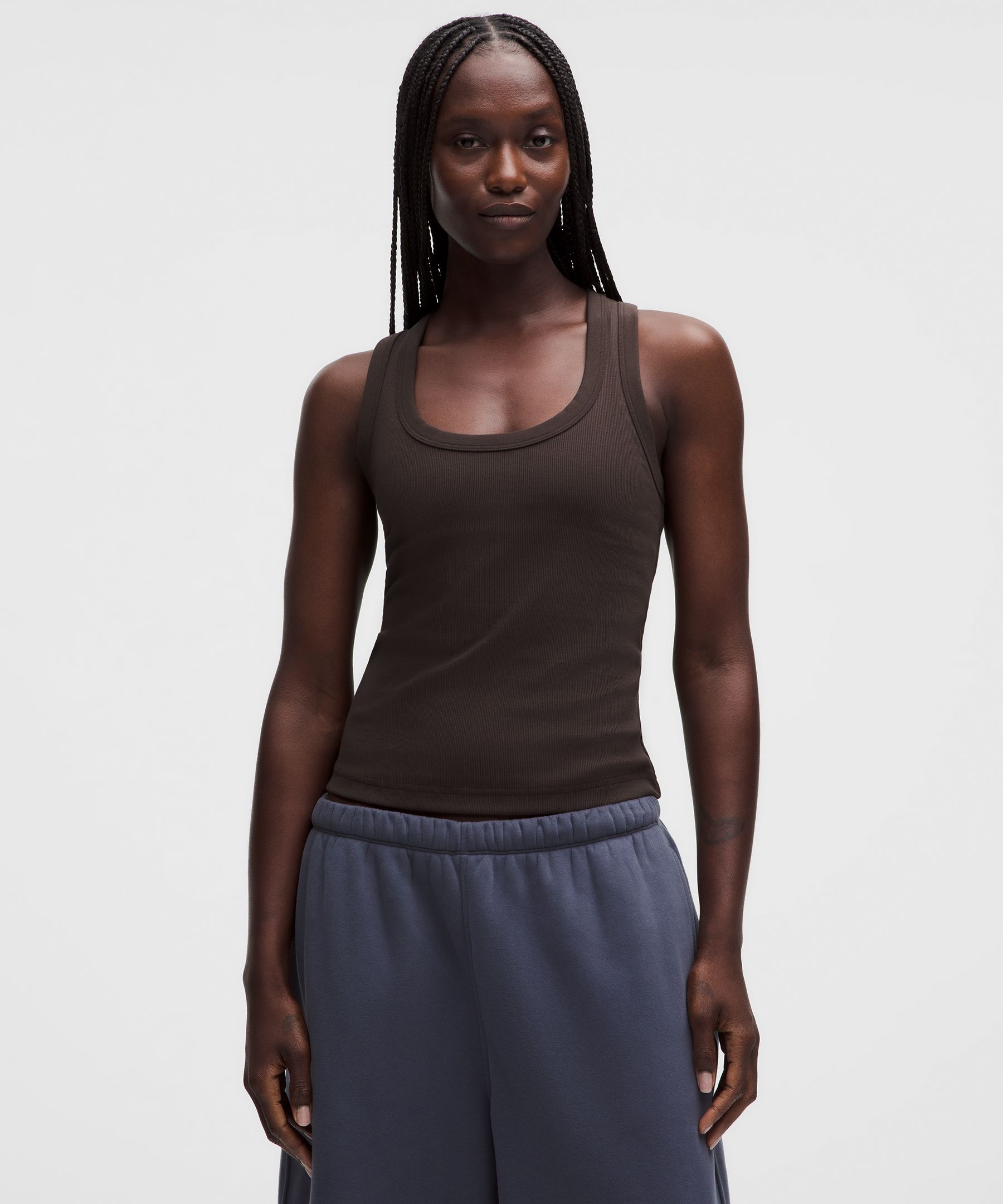 Little geripptes Tanktop mit U-Ausschnitt
