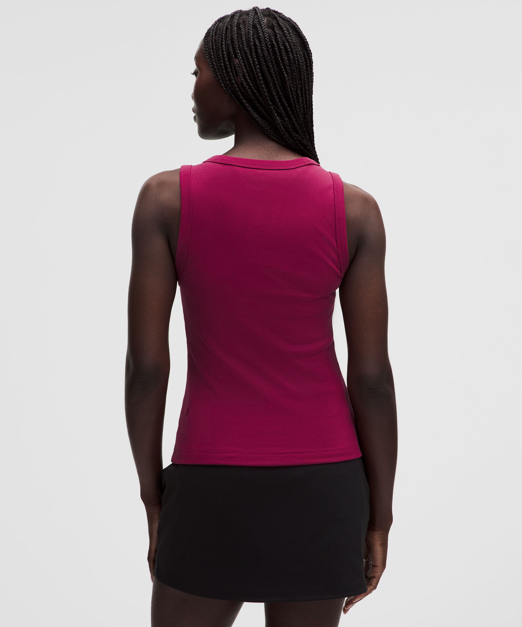 Tank top acanalado con escote redondeado