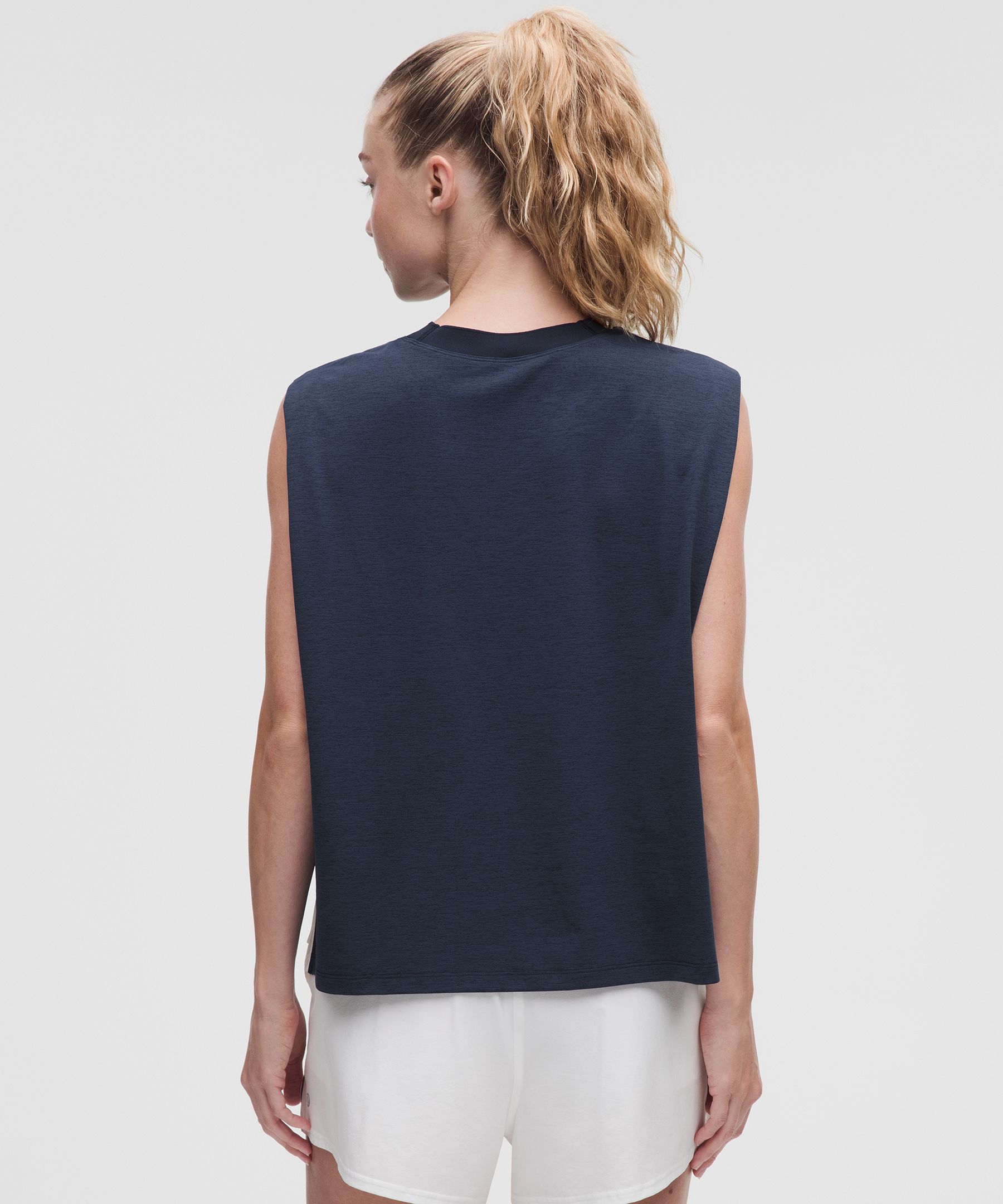 Relaxed-Fit Muscle Tank Top *Tennis Graphic