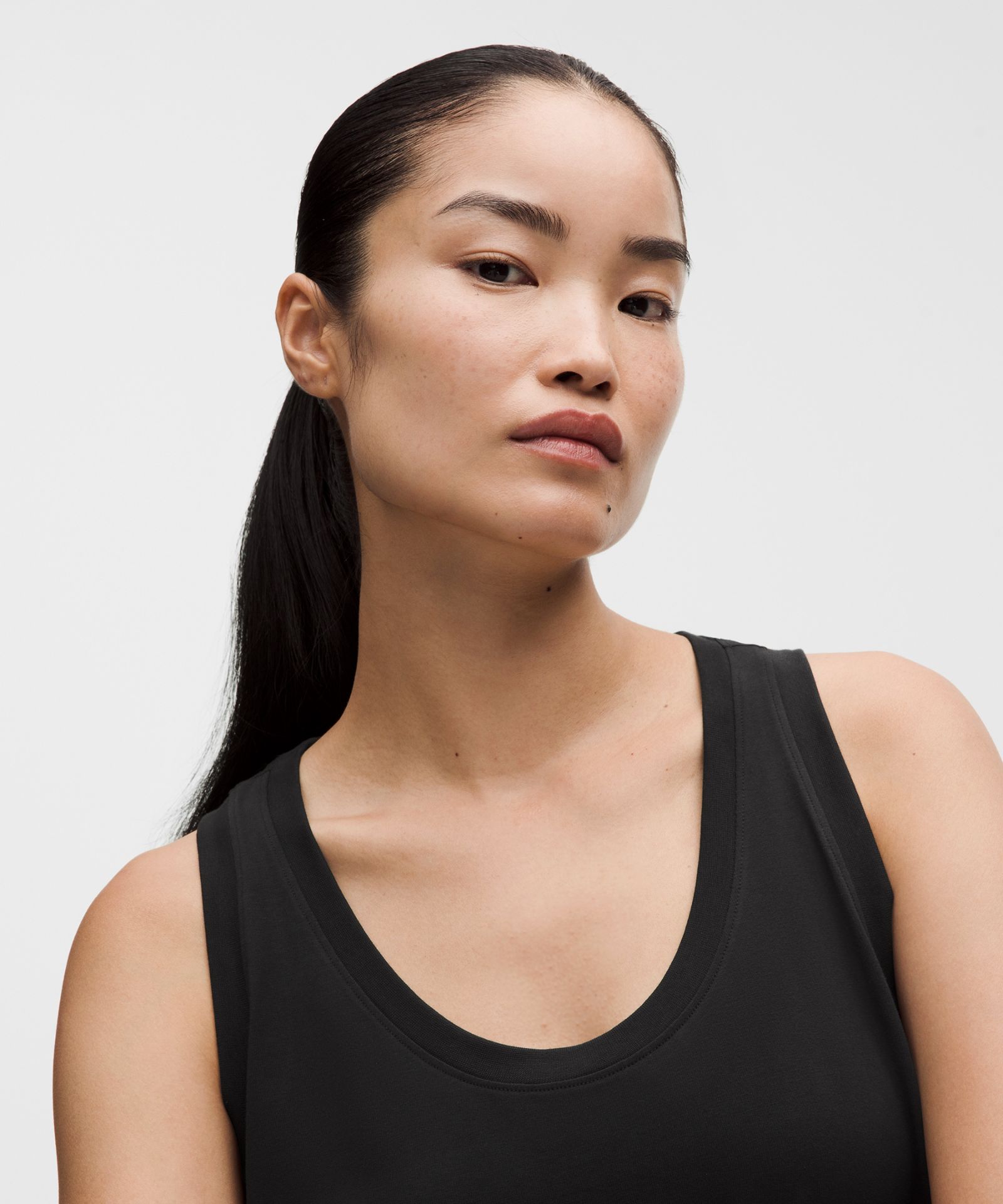 Женская майка Lululemon The Classic Jersey — фото 4