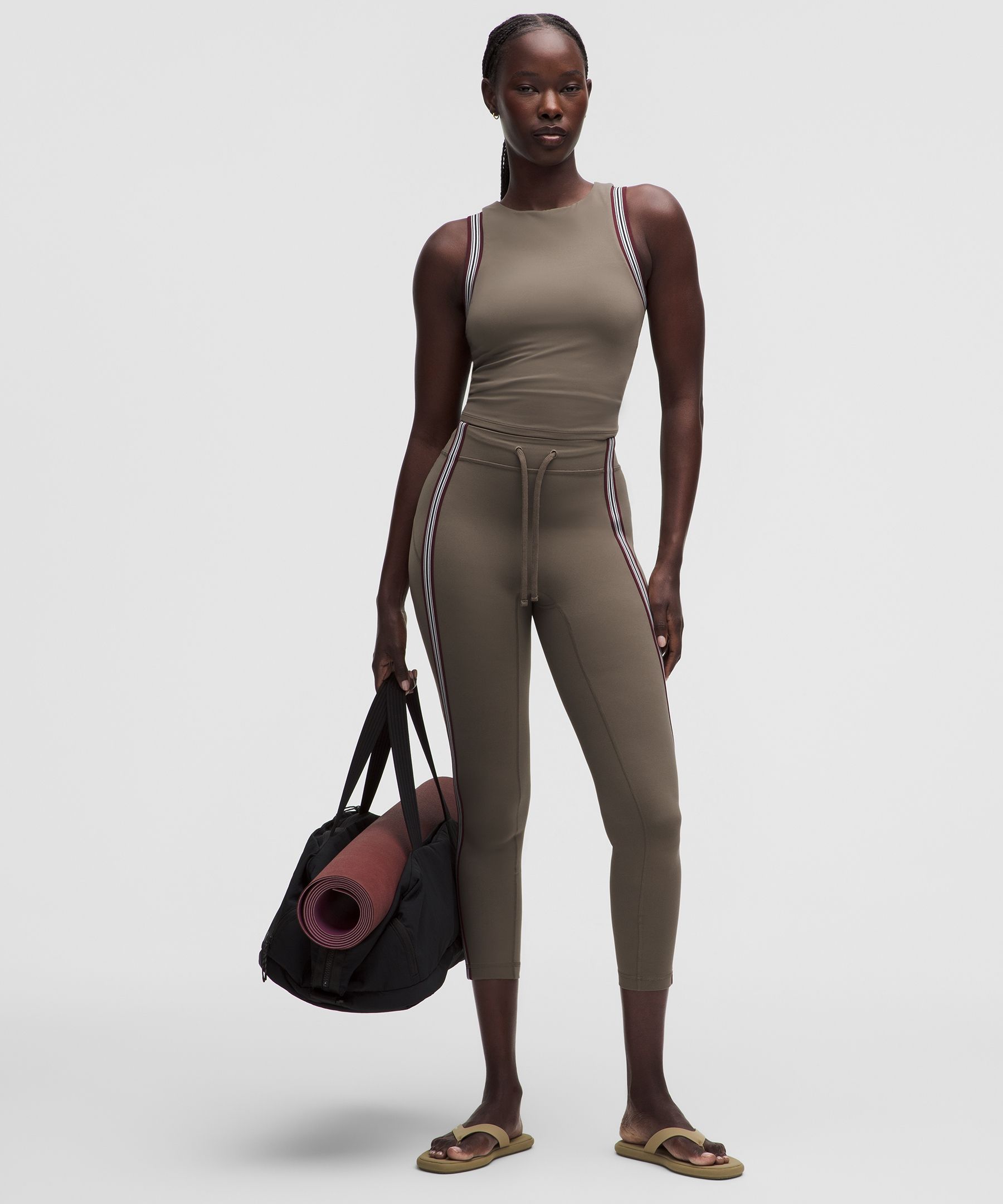 Groove High-Neck Tank Top *Stripe Trim