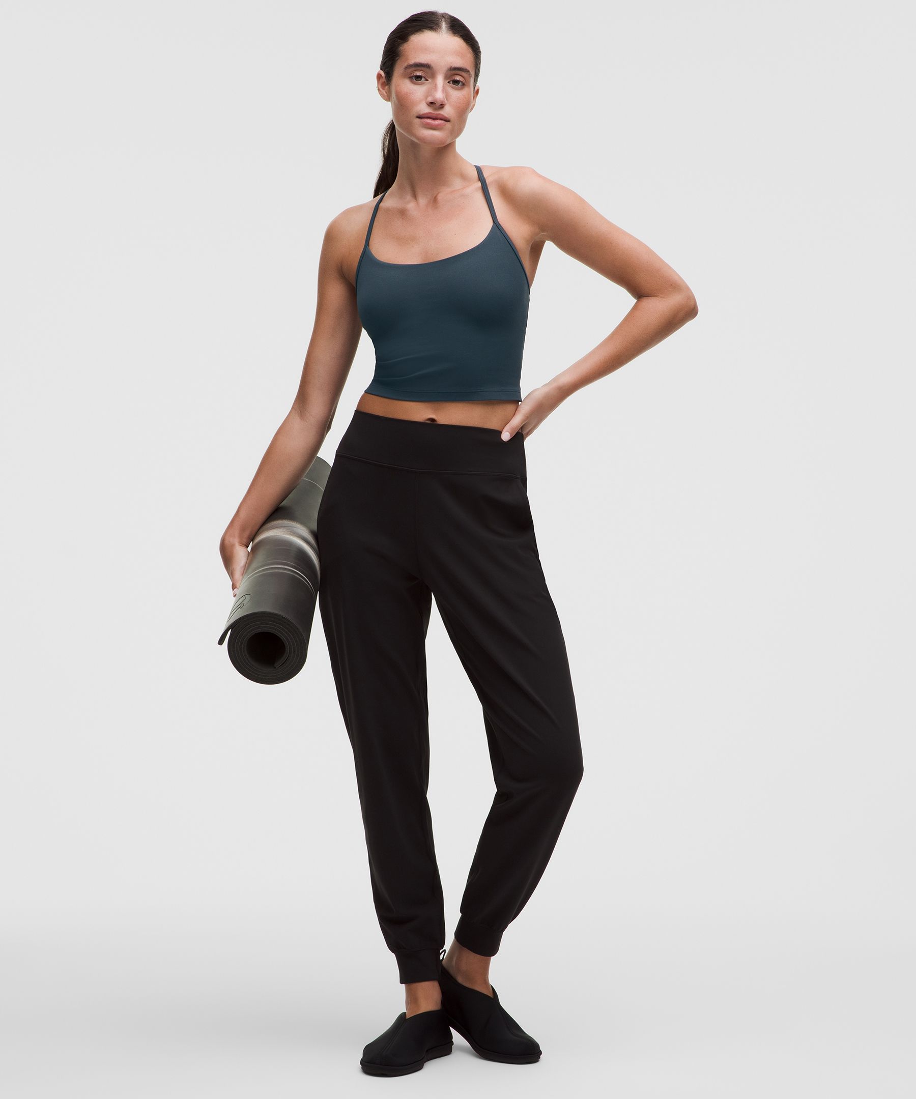 Flow Y Cropped Tank Top *Light Support, B/C Cup