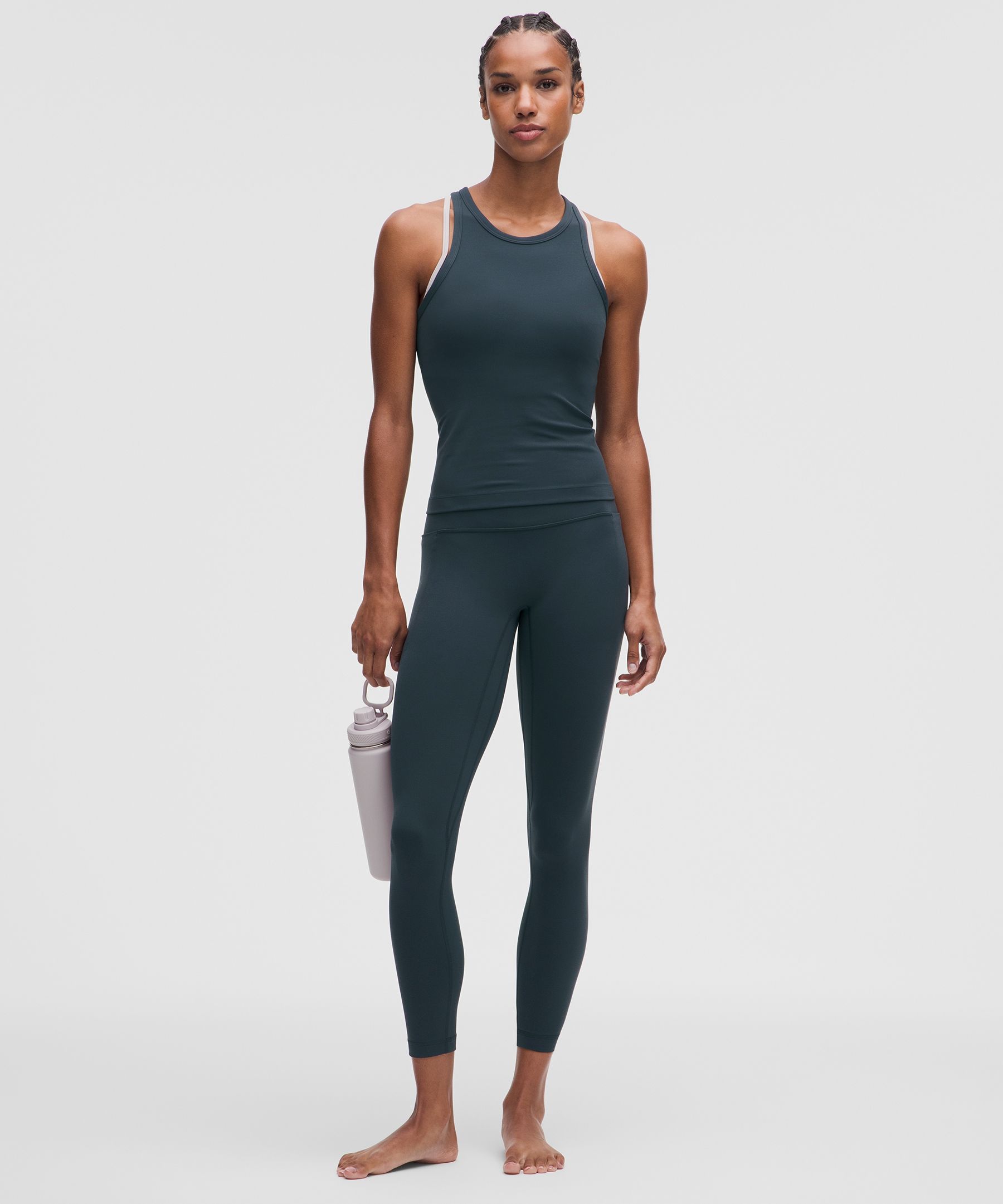 Camiseta de tirantes lululemon Align&trade;, largo hasta la cintura y espalda ol&iacute;mpica