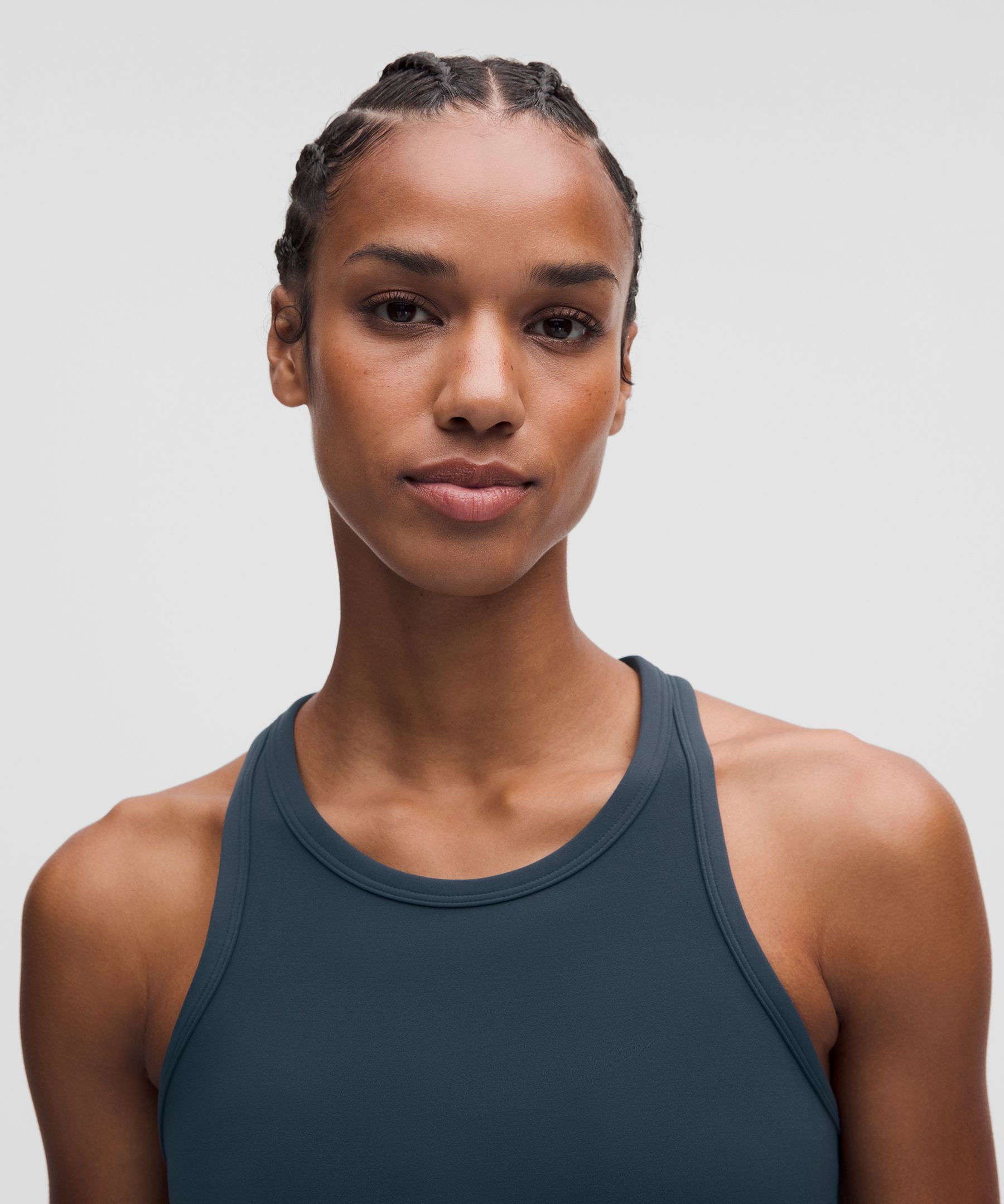 Camiseta de tirantes lululemon Align&trade;, largo hasta la cintura y espalda ol&iacute;mpica