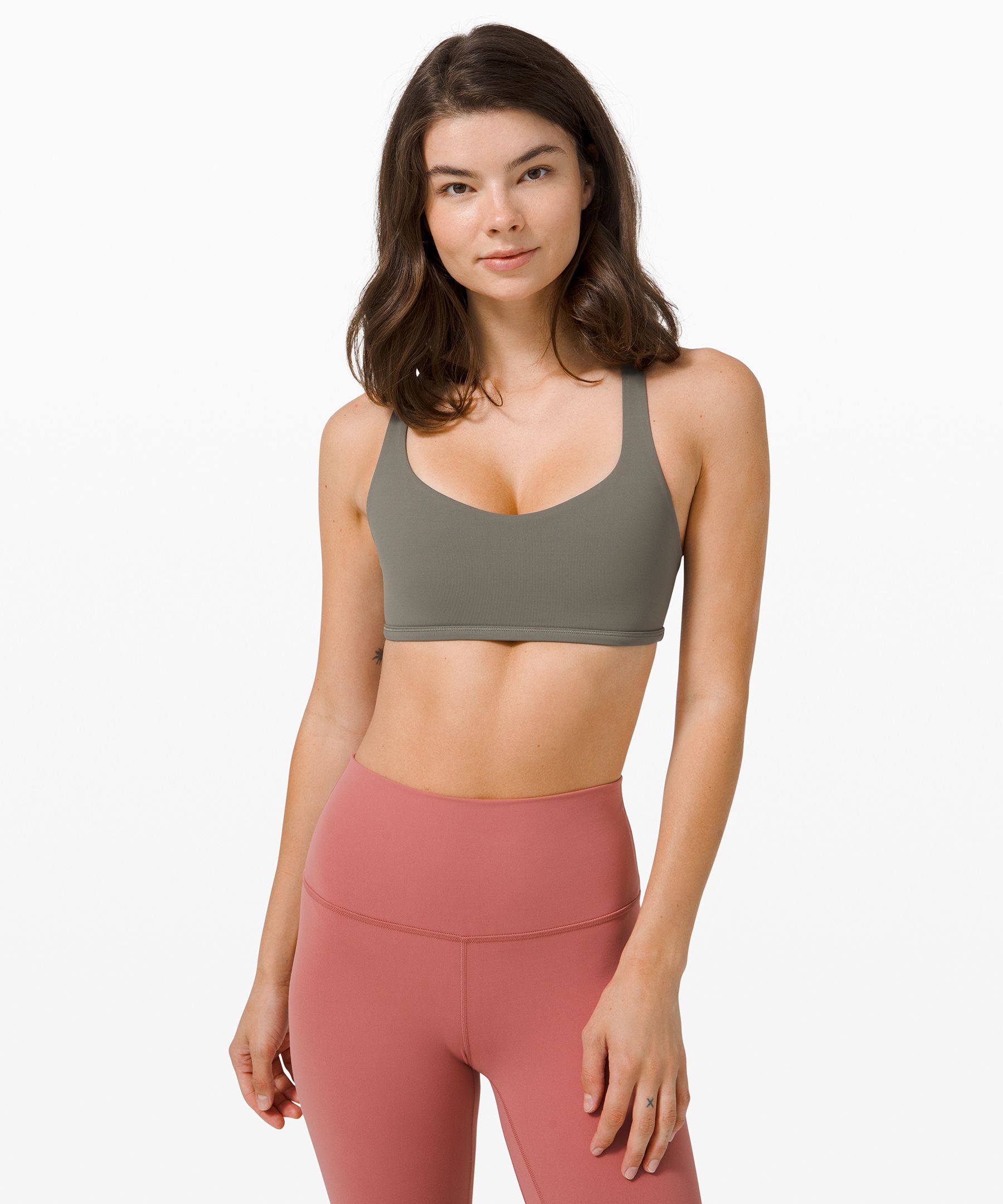 Spotted on Tiny Pretty Things: Free to Be Wild Bra! Love seeing Lulu in tv  shows 🤪 : r/lululemon