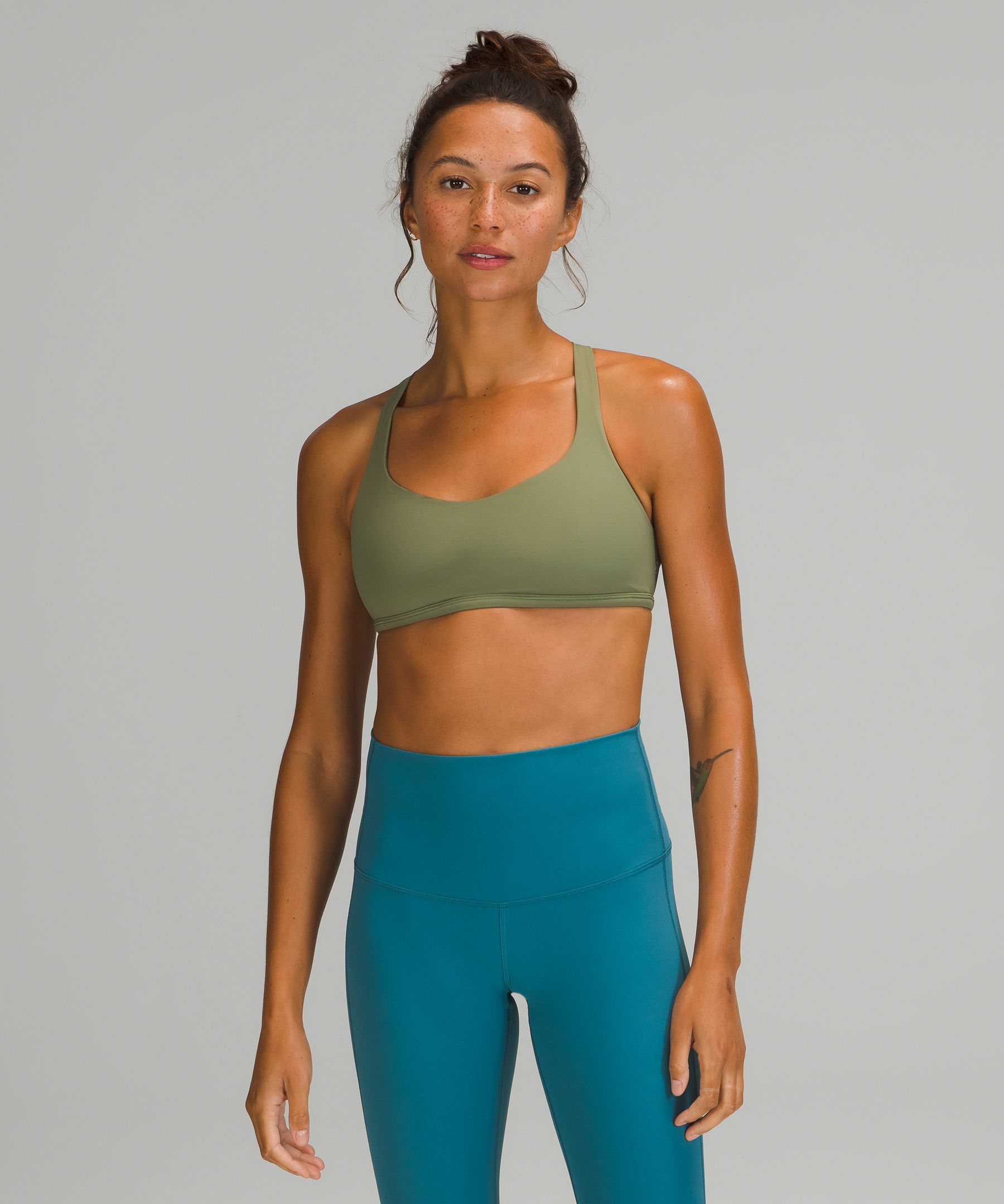 Lululemon Wild Light Support, A/b Cup In Green Twill