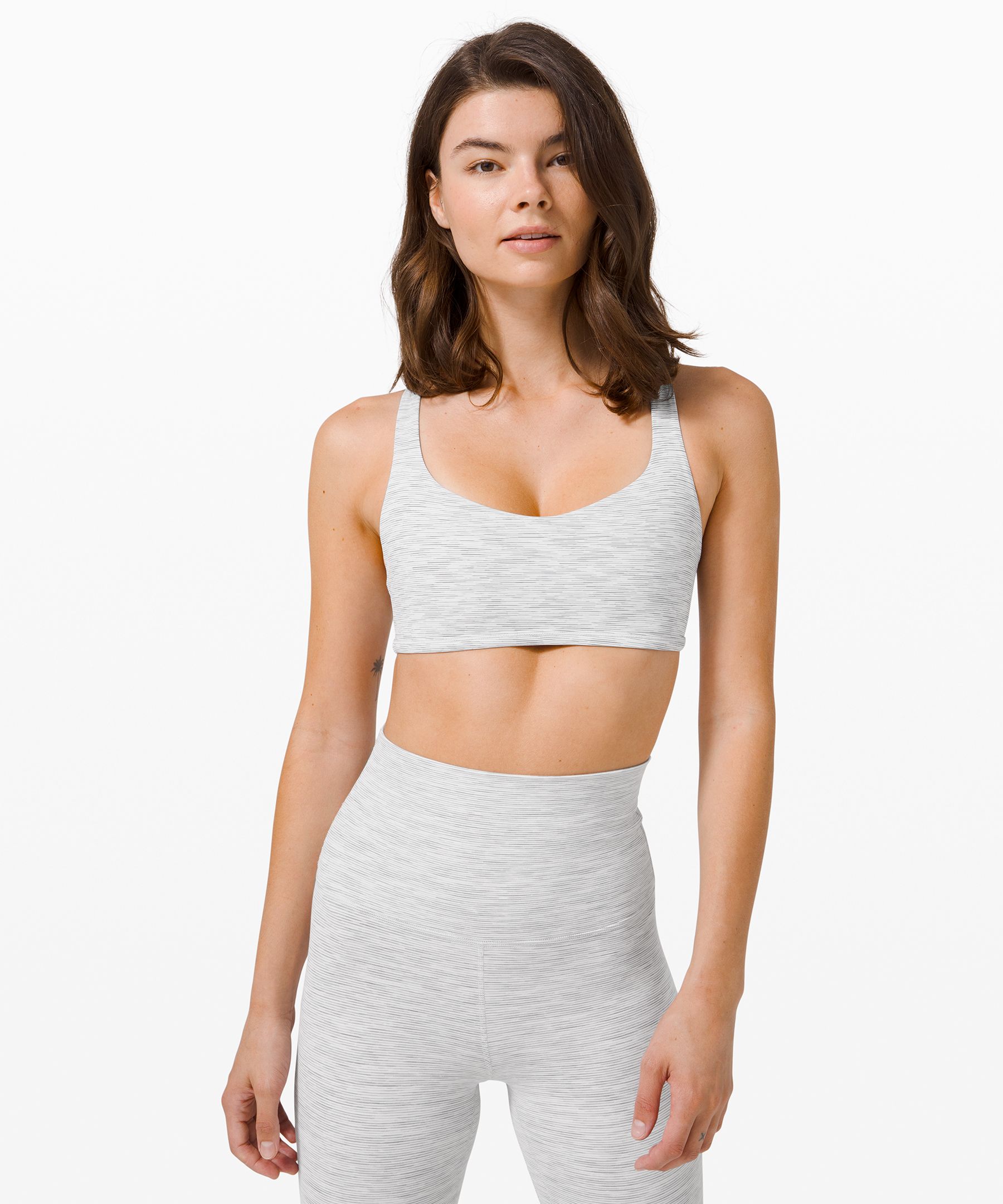 White lululemon sports bra  Sports bra, White sports bra, Lululemon sports  bra