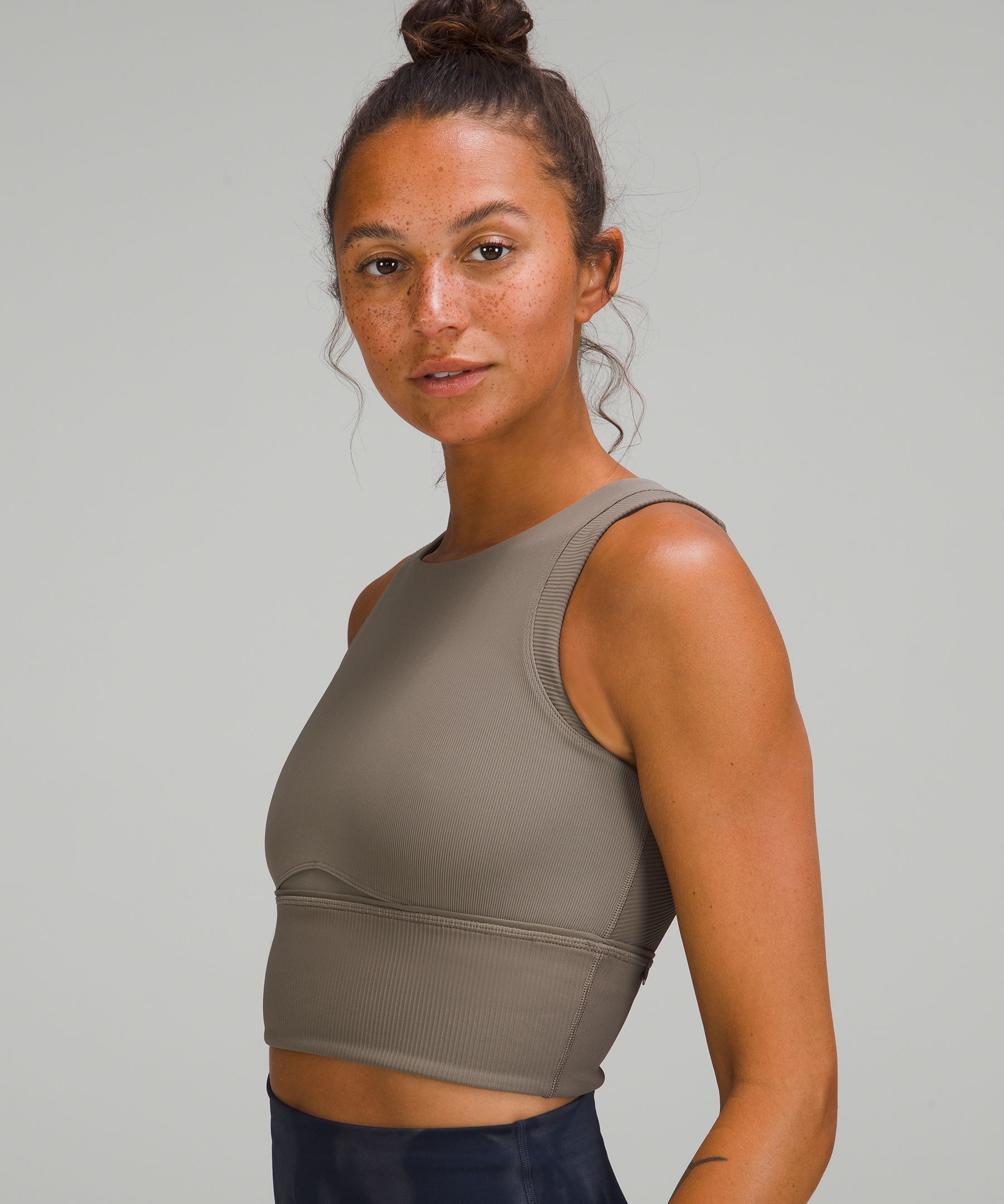 MISTY GLADE BASE PACES & Kick Swerve Tank in Raw linen 🥵😍🙌🏻 :  r/lululemon