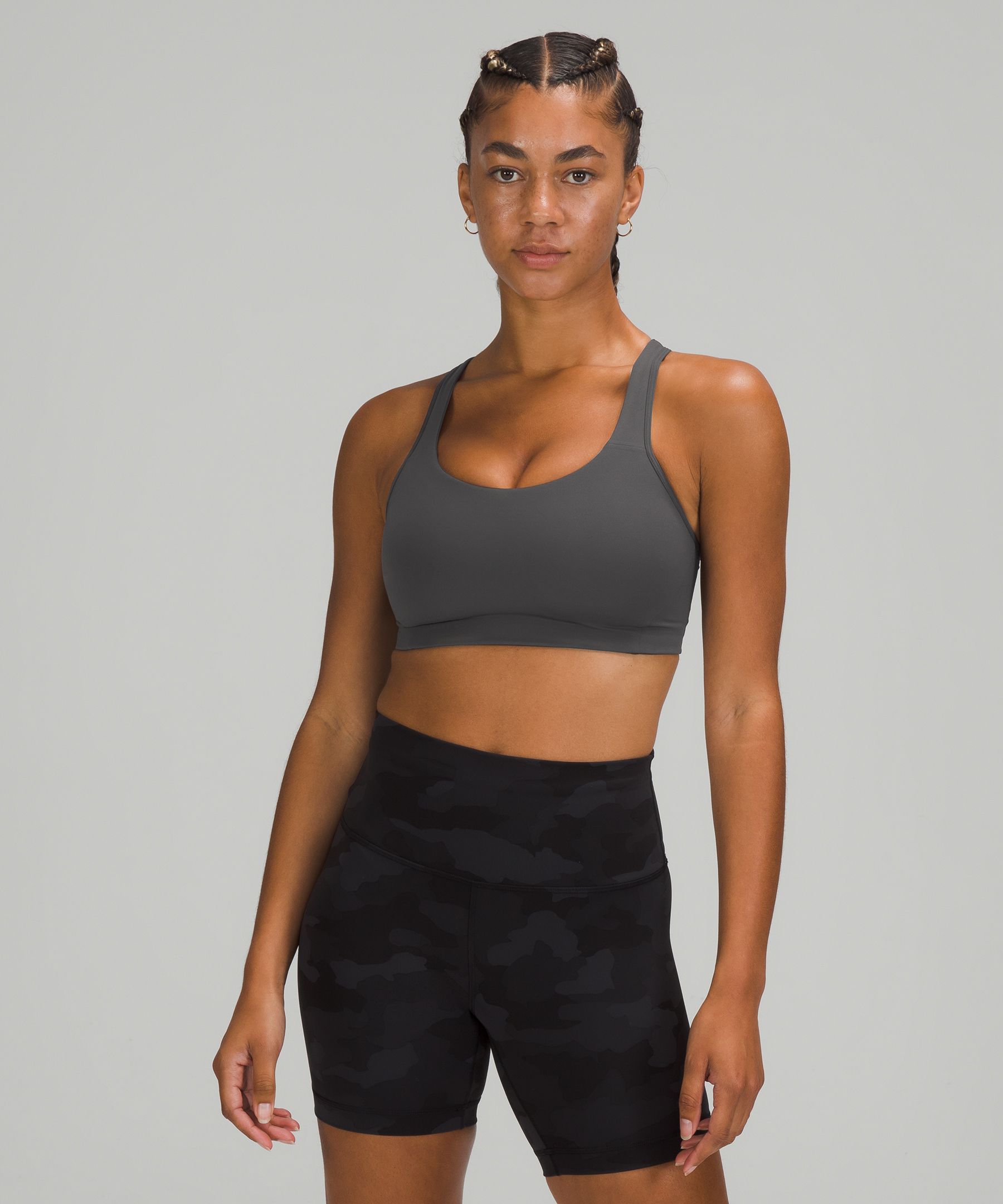 Lululemon All Powered Up Bra Medium Support Black Size 34D Sports Bra