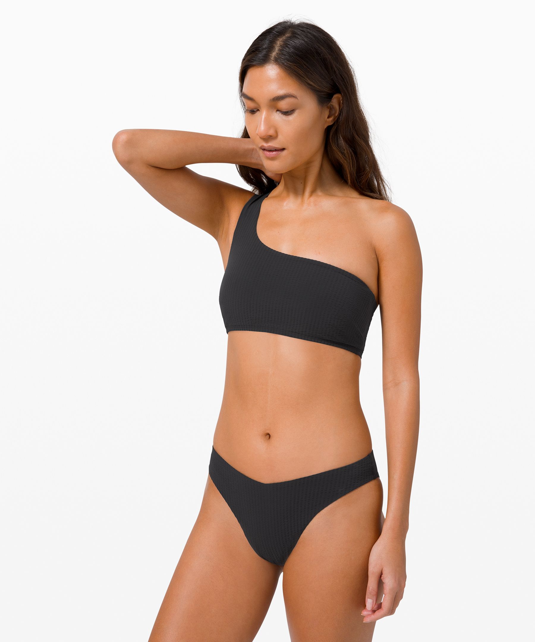 Poolside Dip One Shoulder Bikini Top in Black