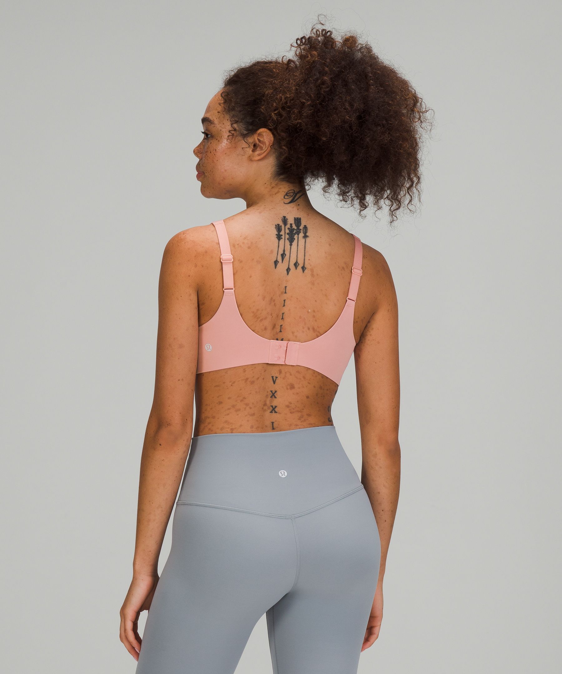 Lululemon In Alignment Straight-Strap Bra *Light Support, C/D Cup - True  Navy - lulu fanatics