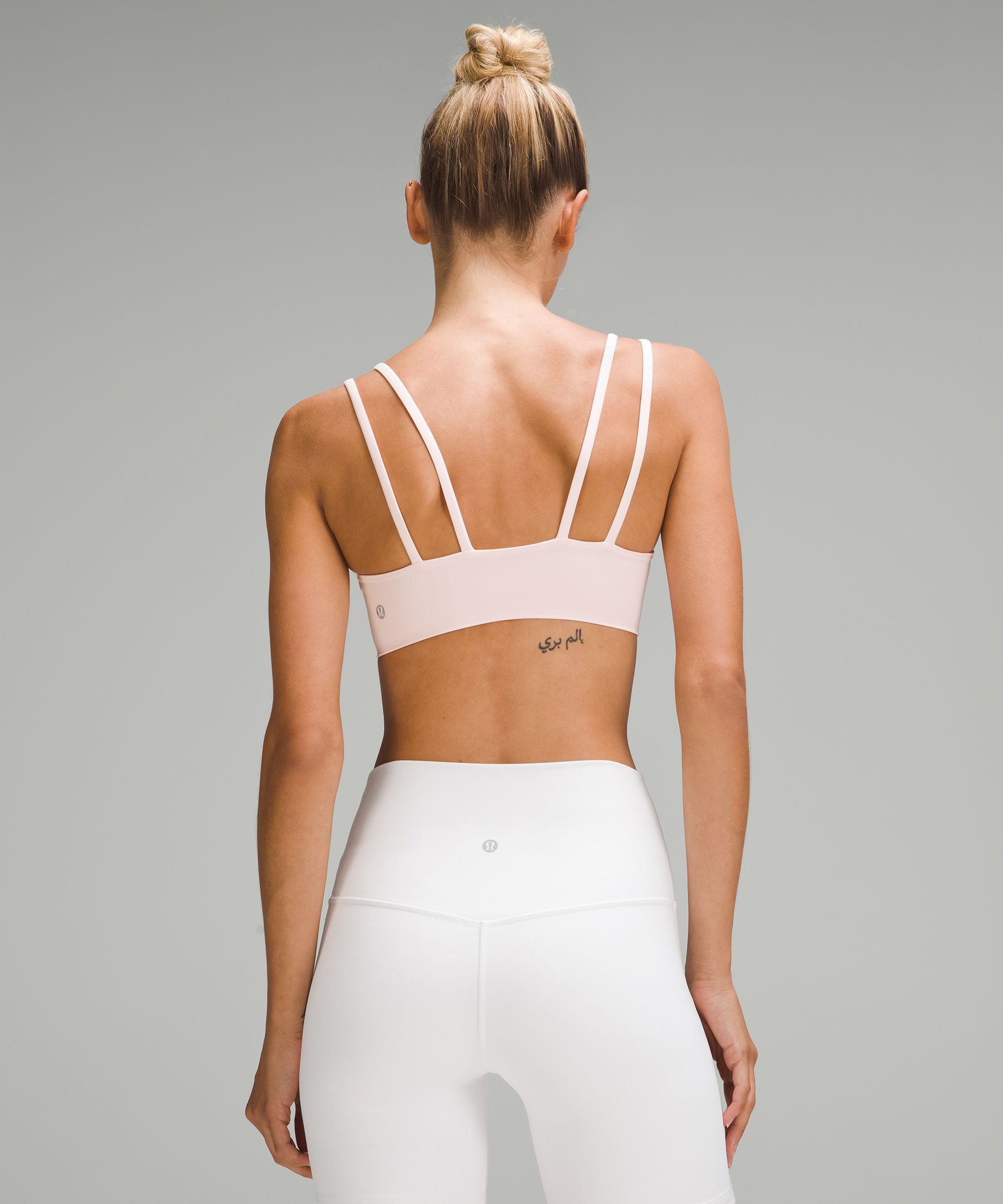This Clip-Back Lululemon Bra Is So Easy to Put On