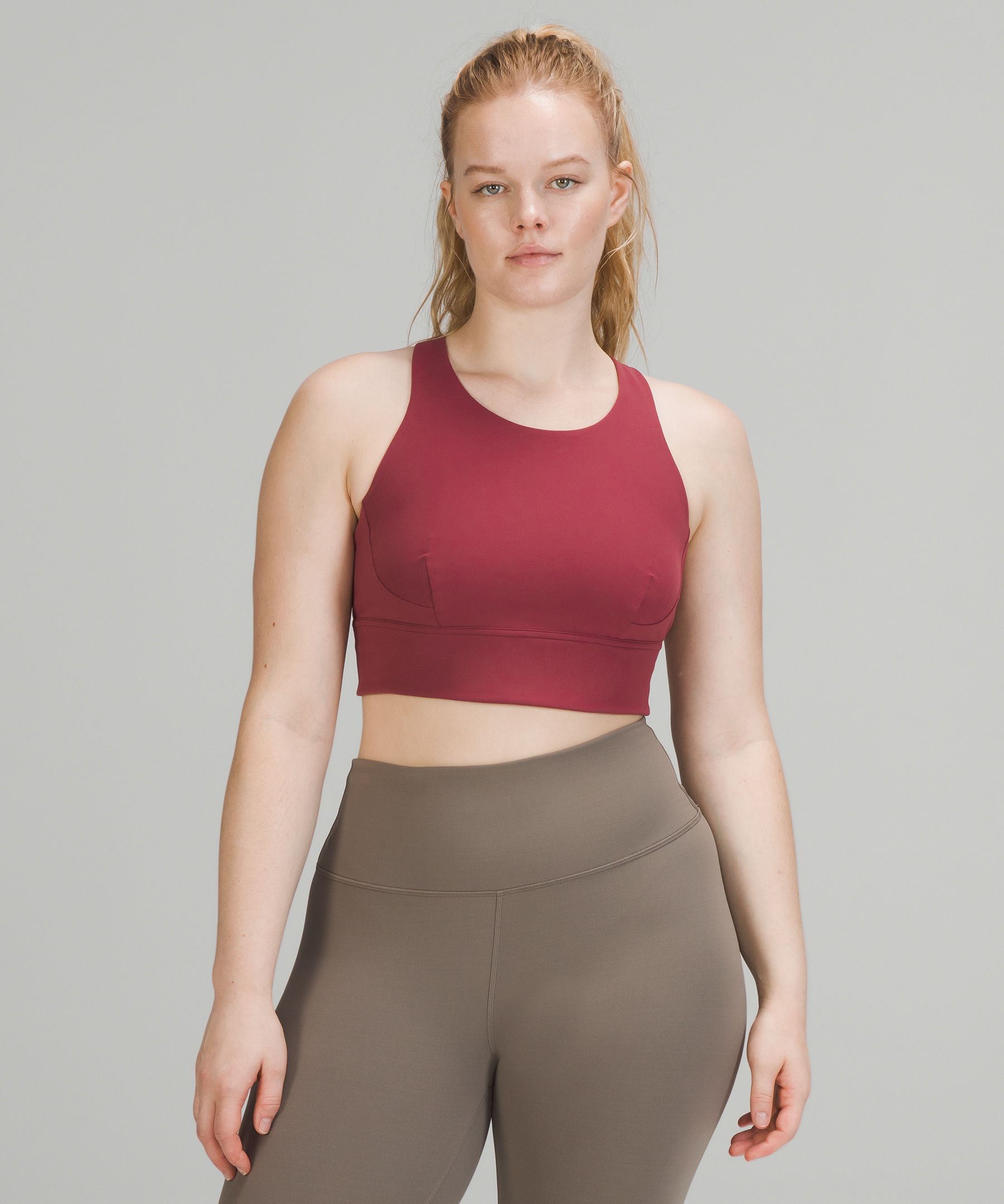 https://images.lululemon.com/is/image/lululemon/LW2CNSS_050420_1