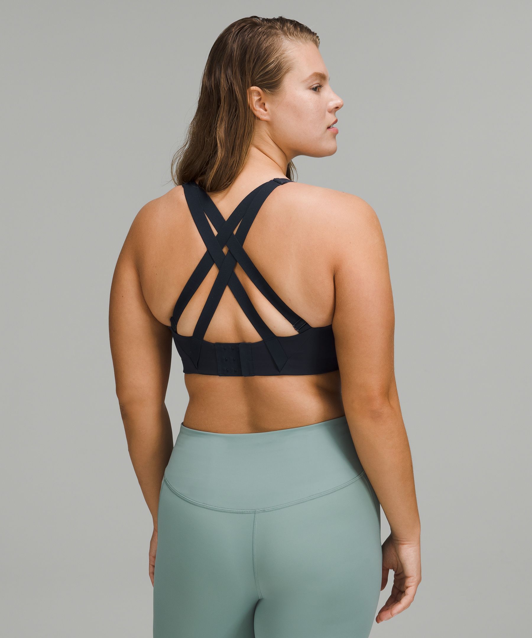 lulu lemon bra 30 triple d