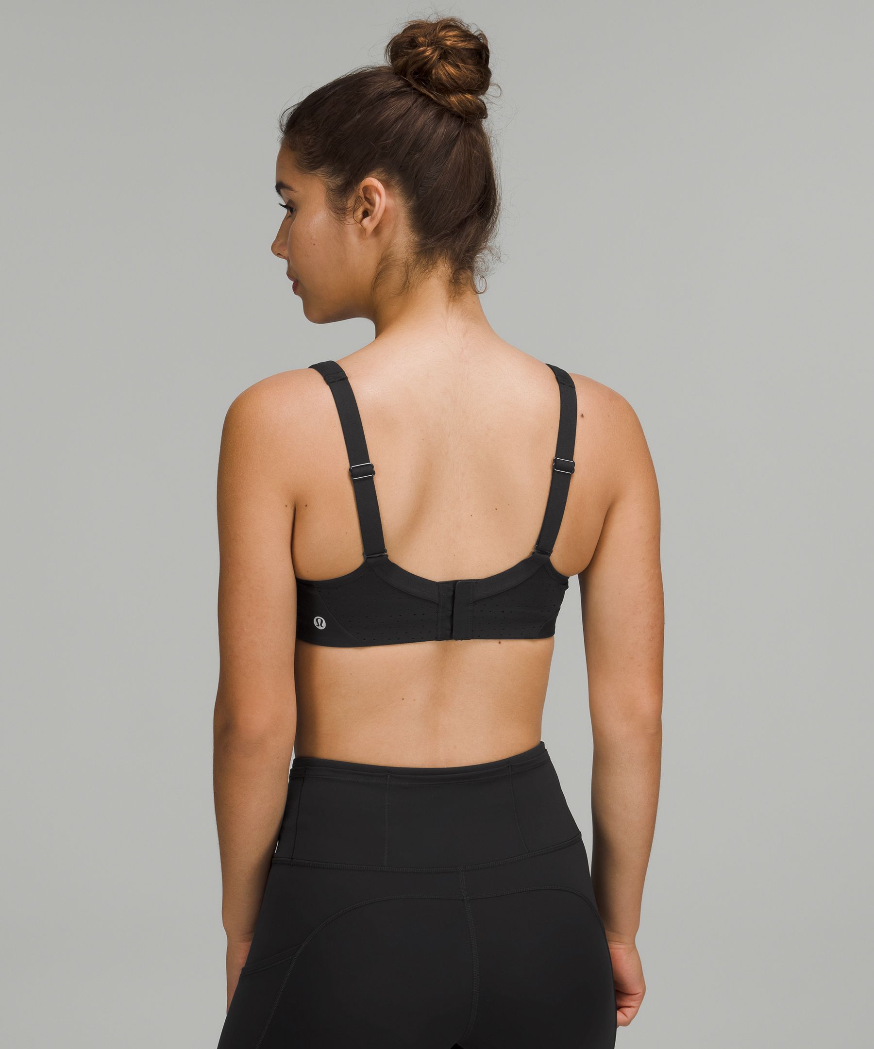 Lululemon Time To Sweat Bra Size 4 Black - $30 (42% Off Retail) - From  Melissa