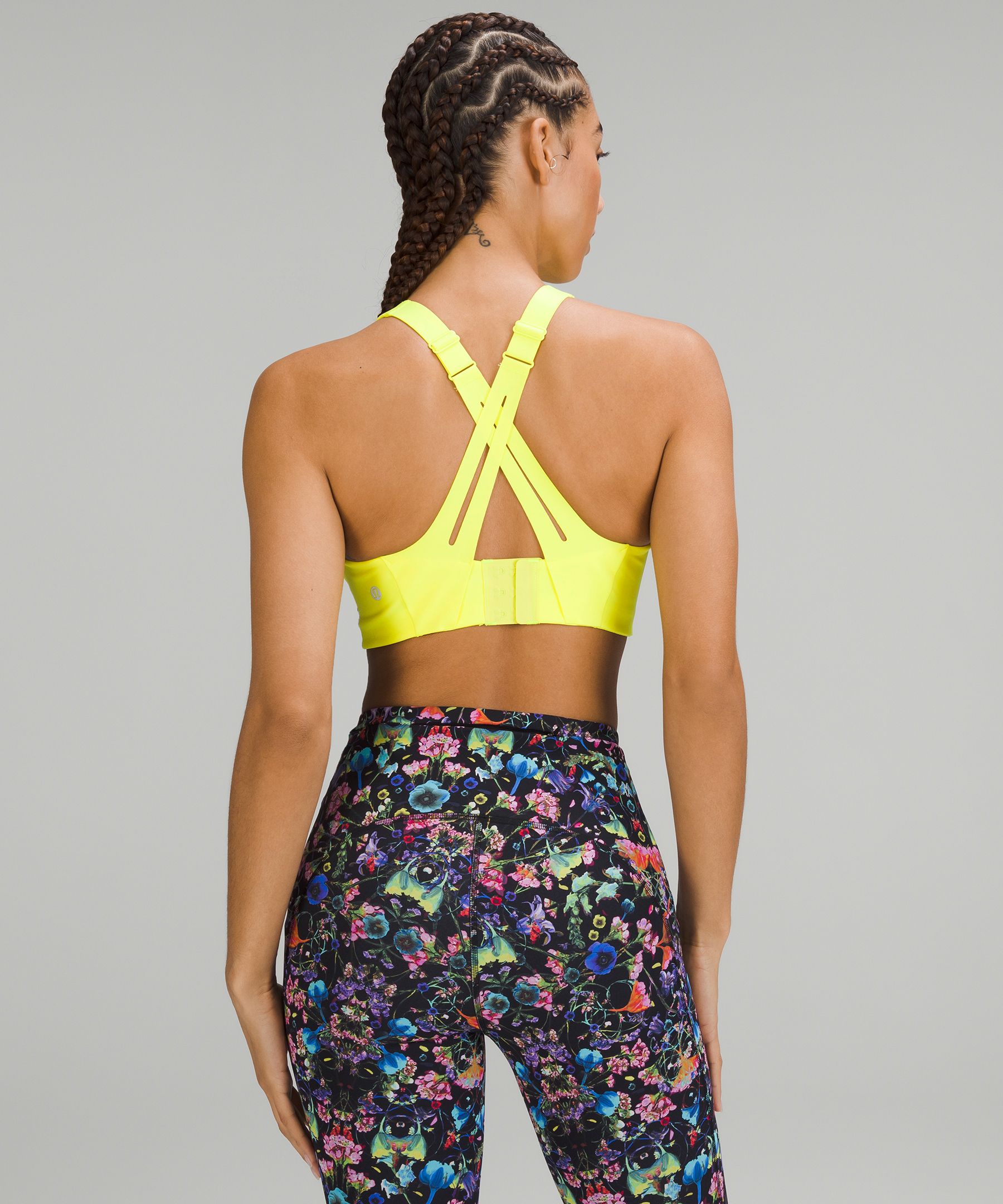 Lululemon to store the beat bra