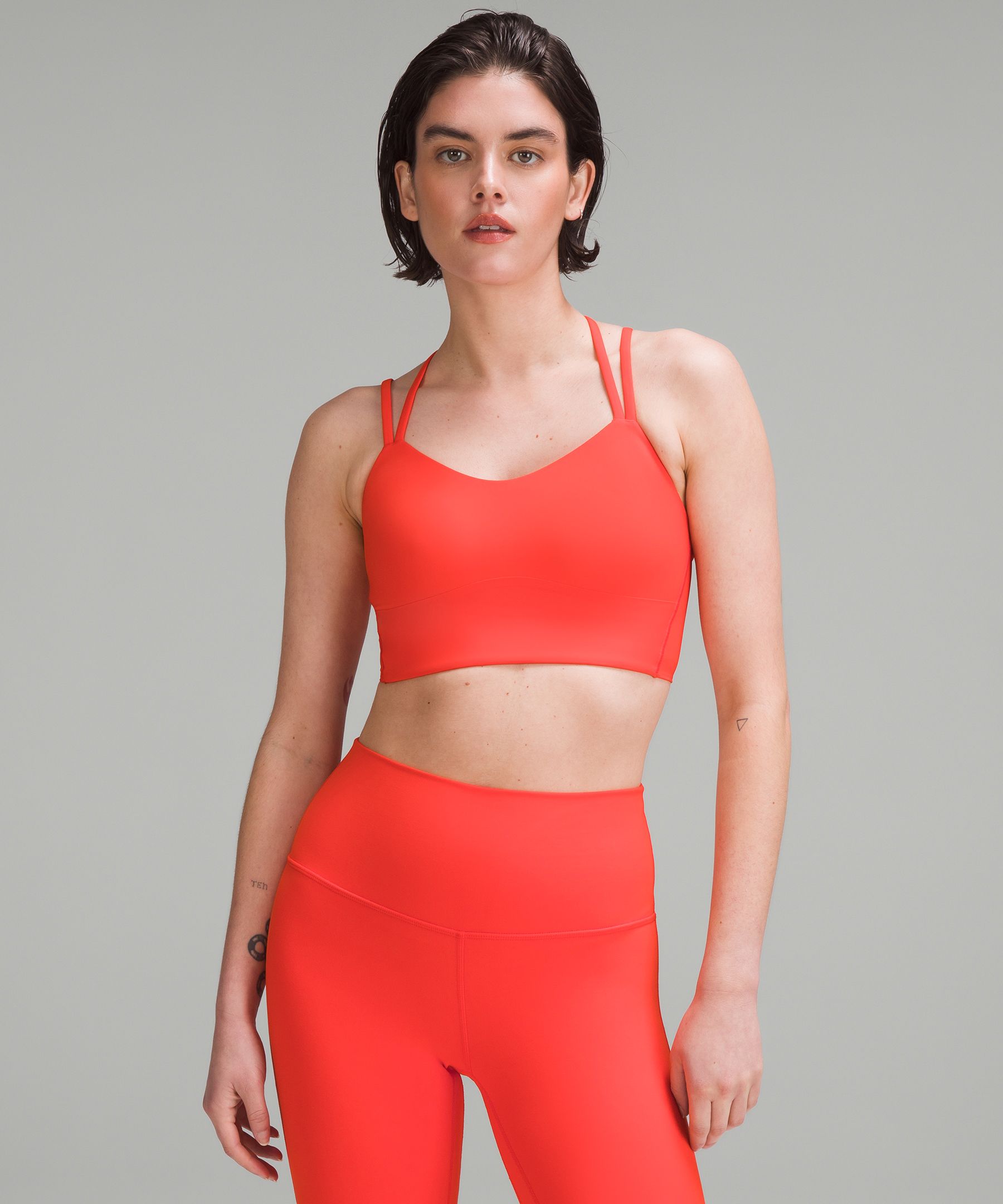 https://images.lululemon.com/is/image/lululemon/LW2CSIS_034975_3?size=800,800