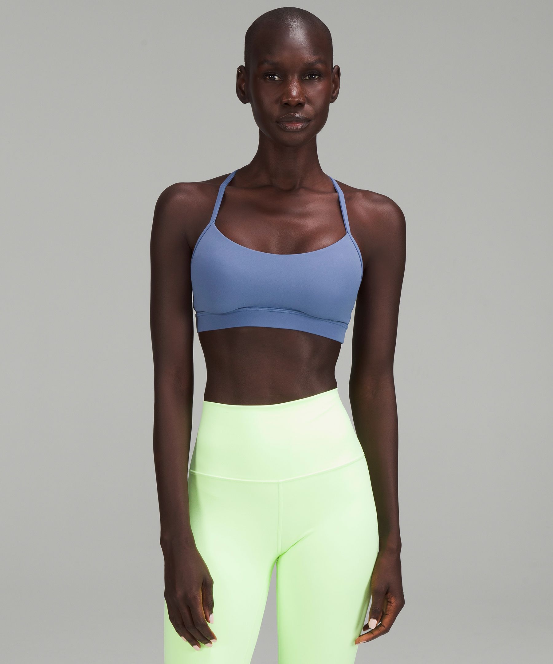 lululemon - Hight neck Flow Y Bra Nulu Light Support on Designer