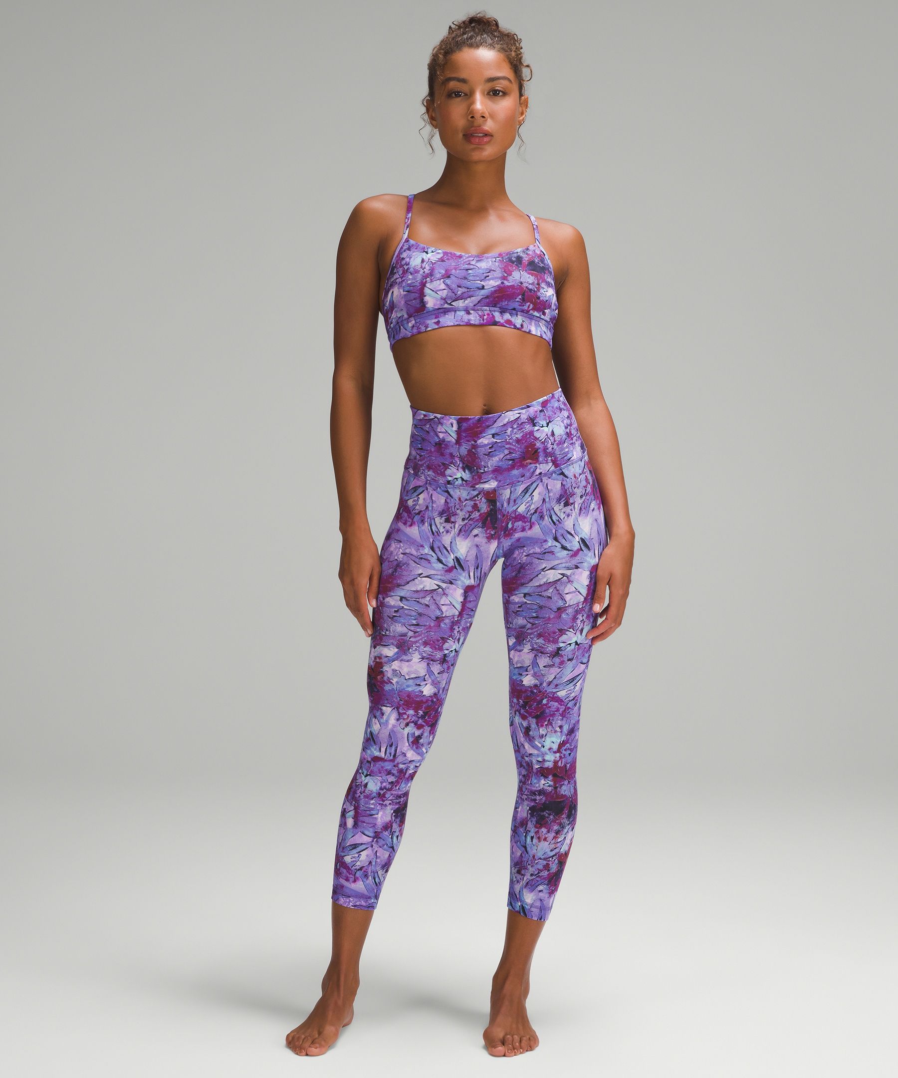 lululemon's Flow Y Strappy Bra – A Perfect Fusion of Fashion and  Functionality - Gymfluencers America